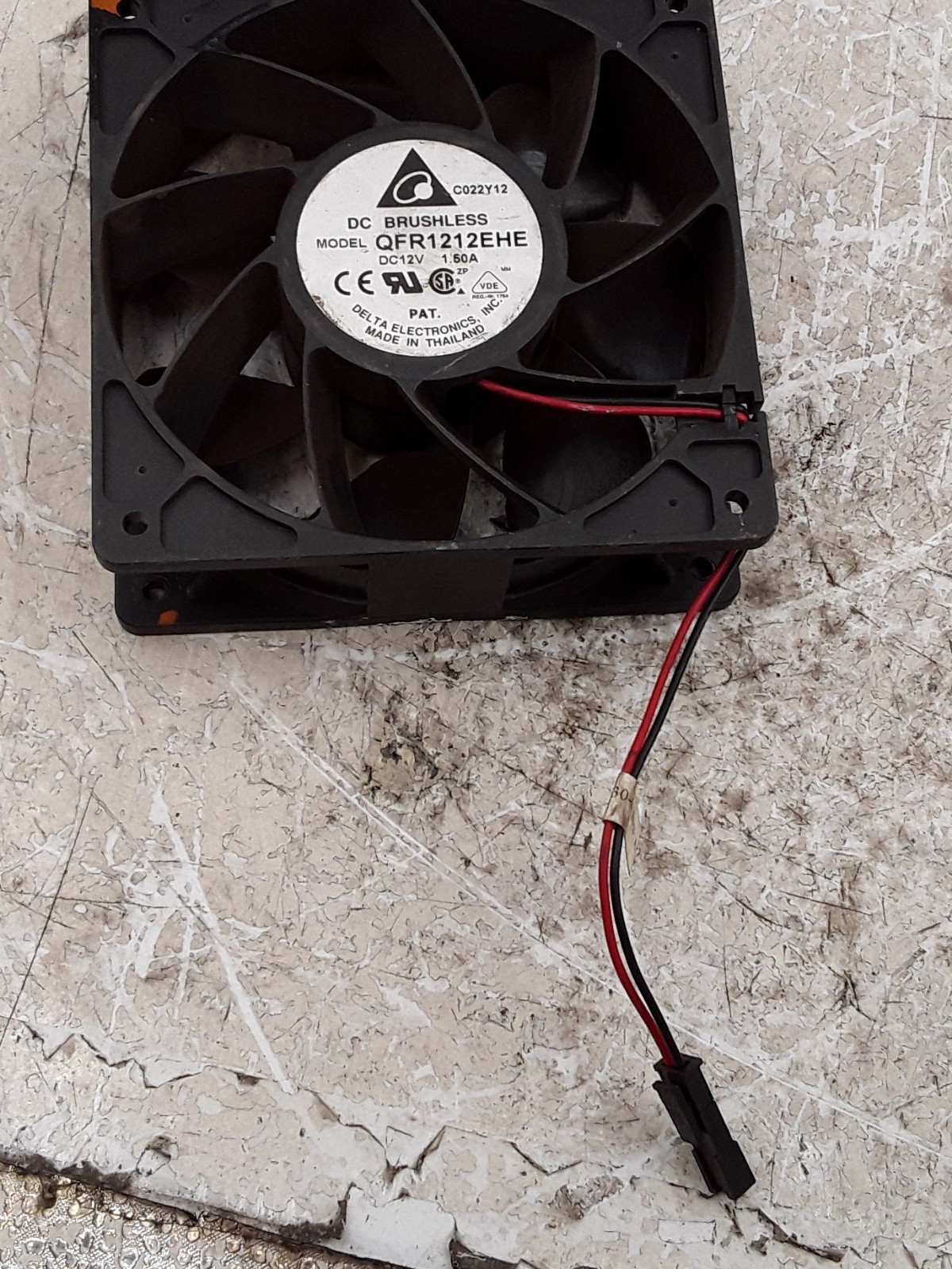 Delta Eletronics DC Brushless Fan QFR1212EHE