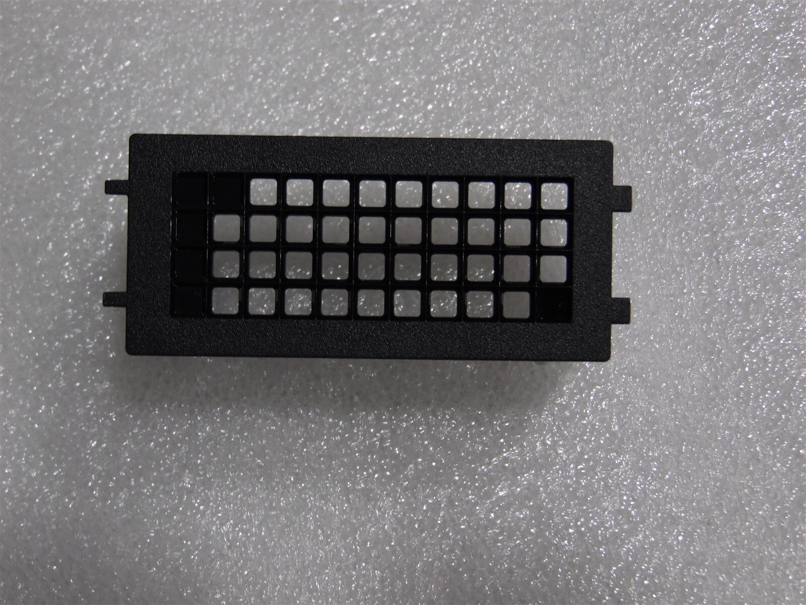 DELL EMC POWEREDGE R650 10 BAY SERVER 8 NVME 8-9 HDD BLANK COVER GG6M3