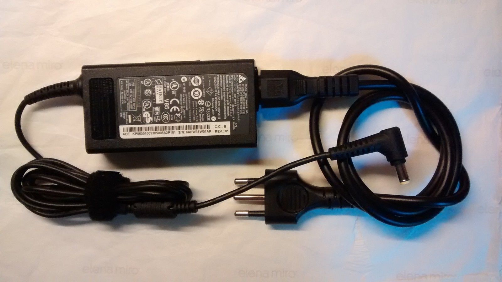 Original Charger for Acer Delta Electronics ADP-65VH B 19V Power Supply Unit