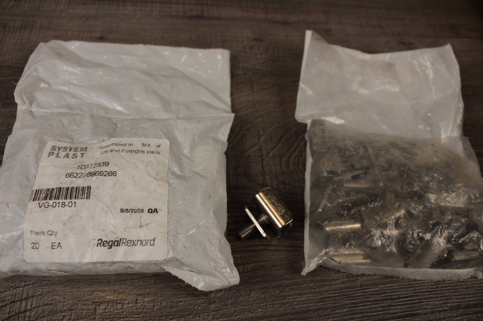 20 count  System Plast Rail Clips P/N VG-018-01