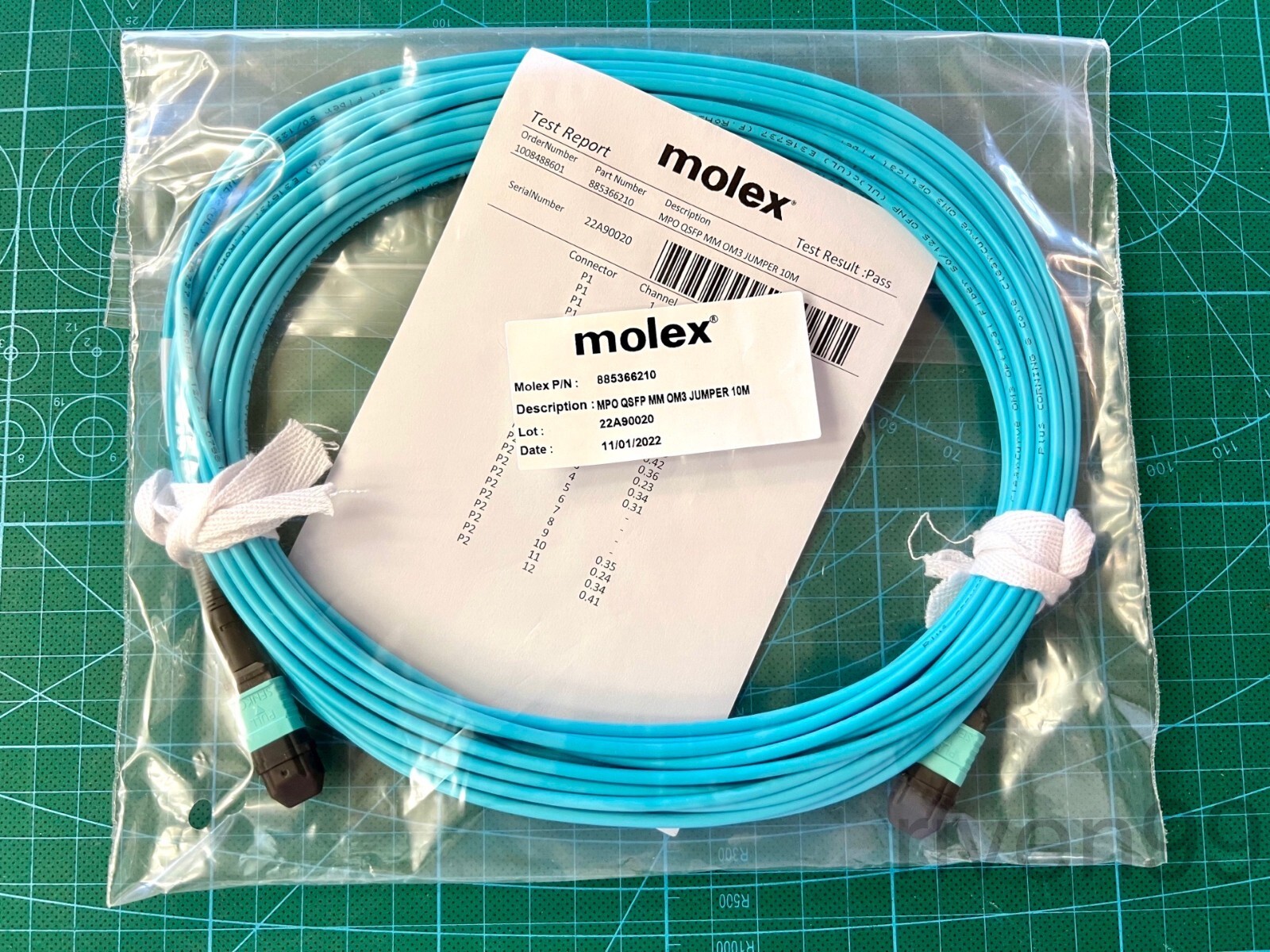 U43278 MOLEX QSFP MPOMTP Female 8F Fiber Optic Trunk Patch Cable Multimo G1N