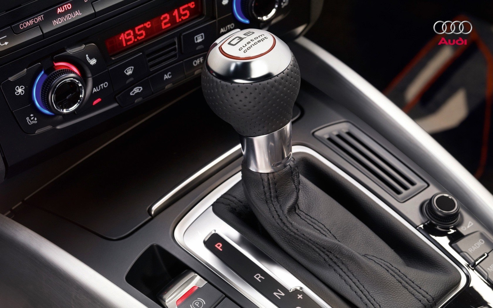 Cars audi concept art q5 custom Desk Mat Stitched