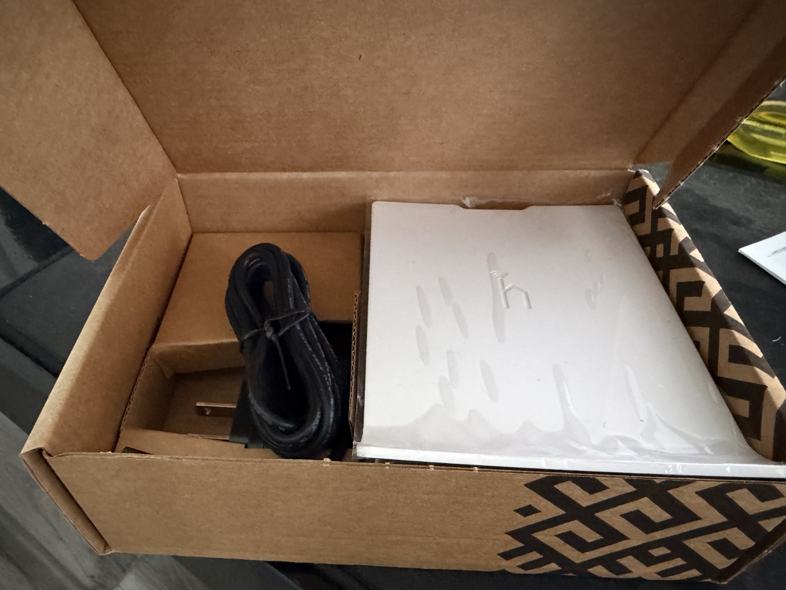 MikroTik hAP lite Access Point Router, RB941-2ND-TC