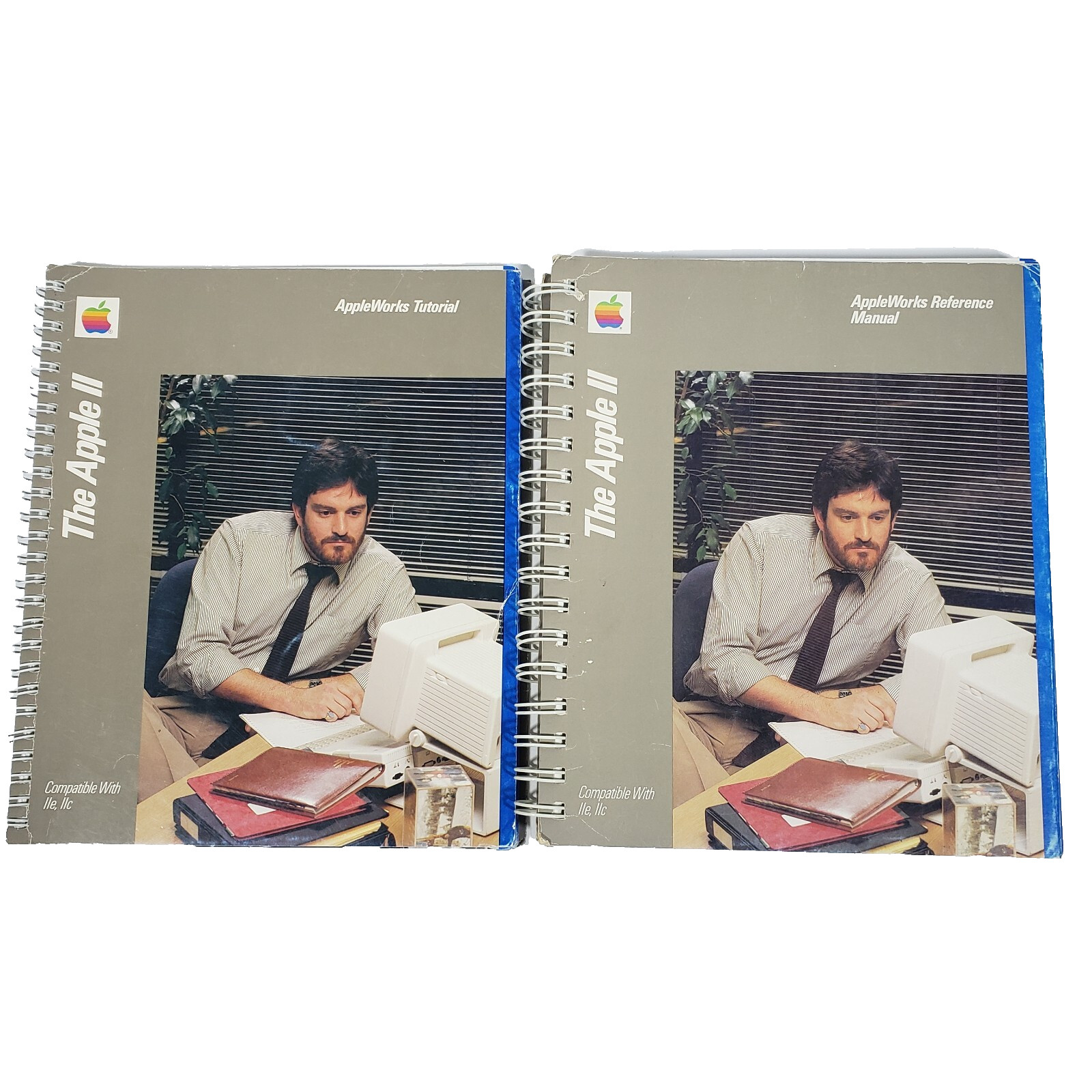 1983 Apple II AppleWorks Tutorial & Reference Manual IIe IIc 030-0842-A 030-0843