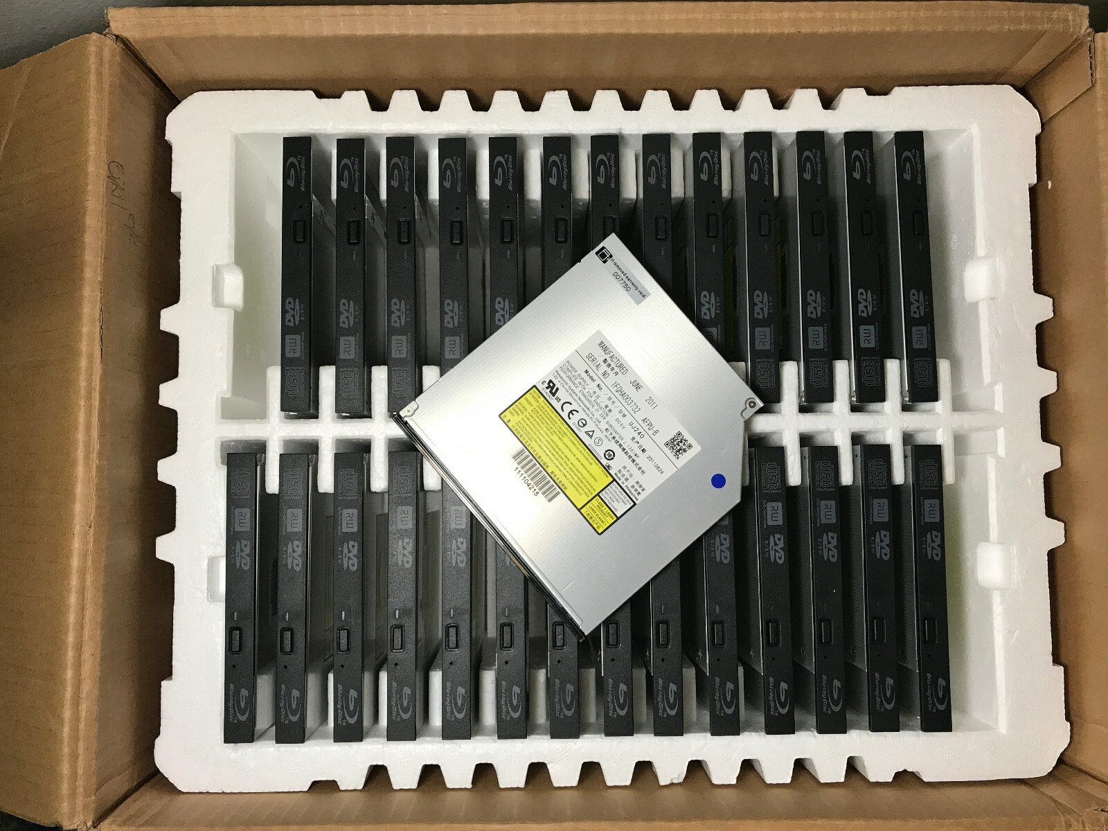**WHOLESALE** UJ-240 Blu-ray/DVD/CD Writer-Internal SATA Slim Drive - 10 PC LOT