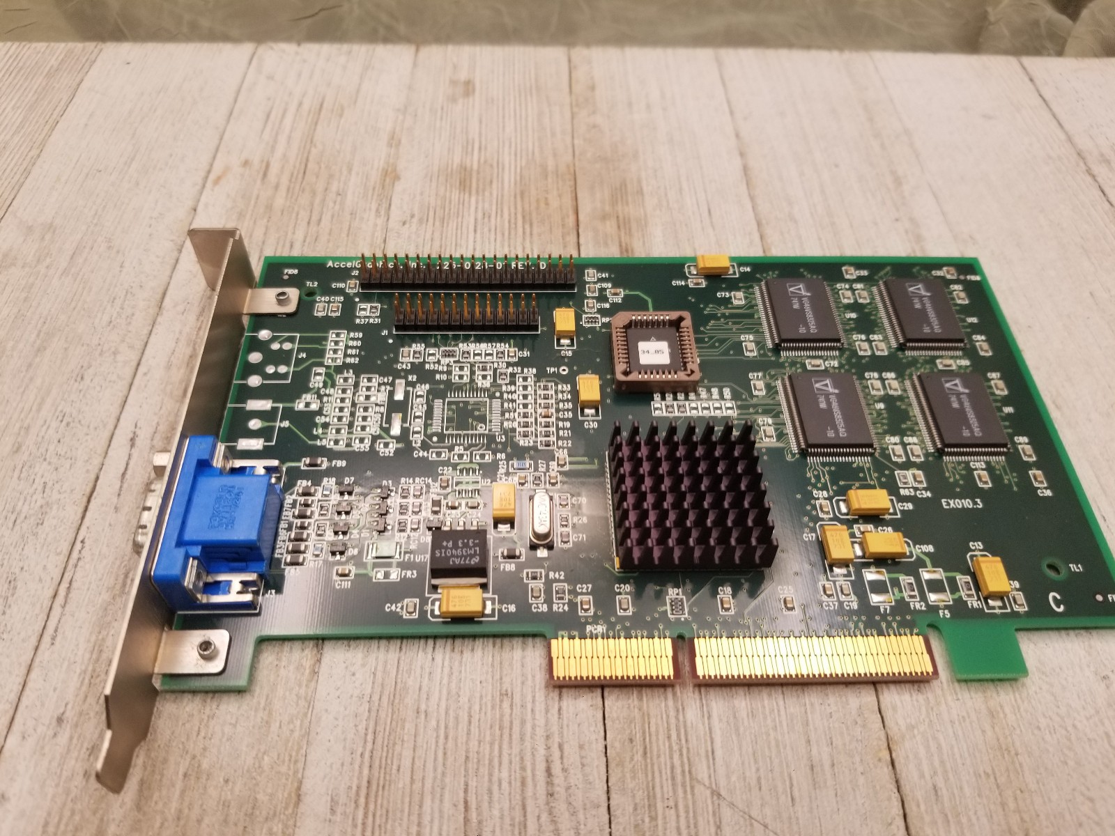 AccelGraphics lnc Visiontek 225-0128-01 REV.D 6000748 8mb Video Card