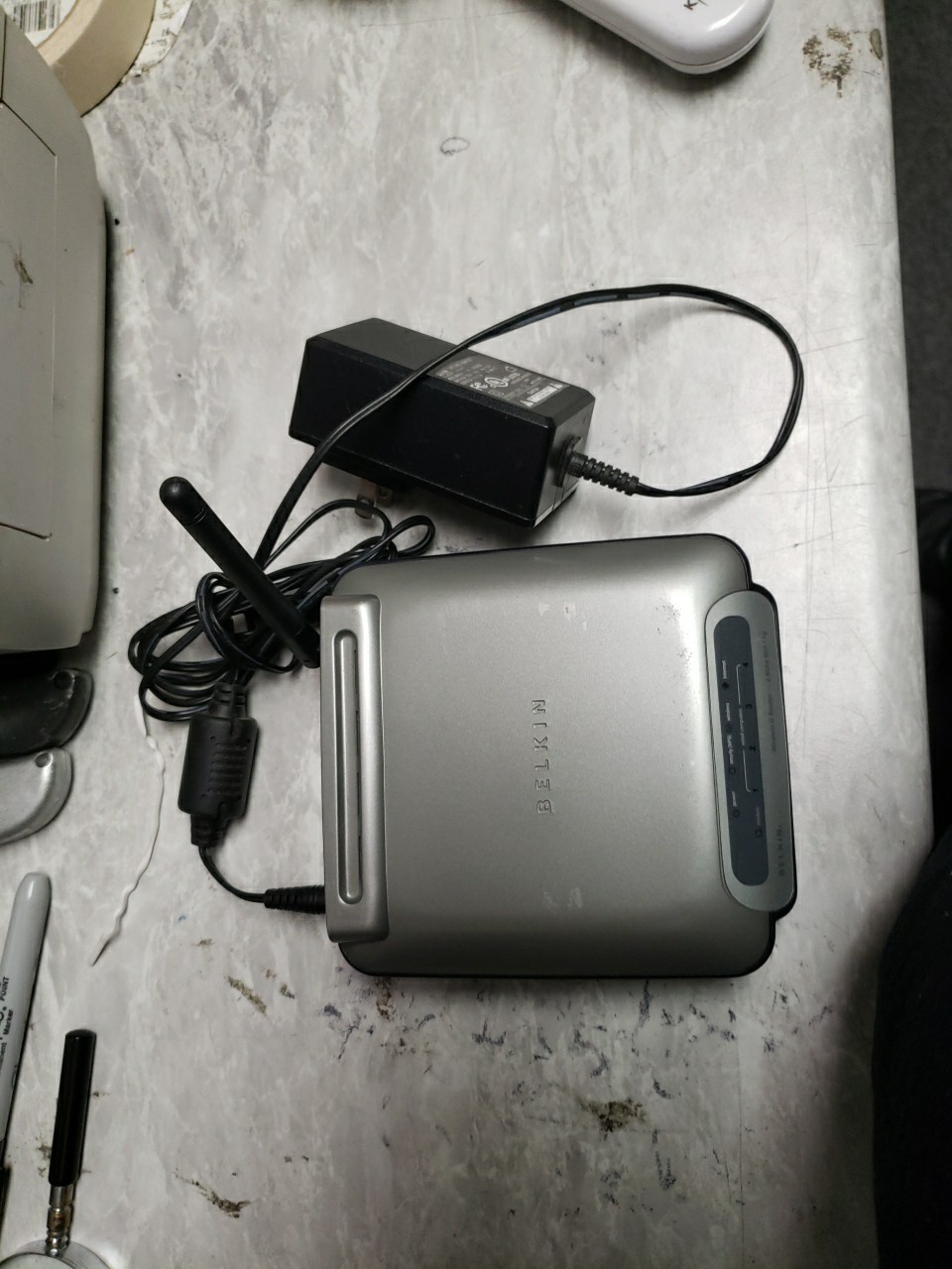 Belkin F5d7230-4 Wireless G Router 2.4GHz-802.11g 