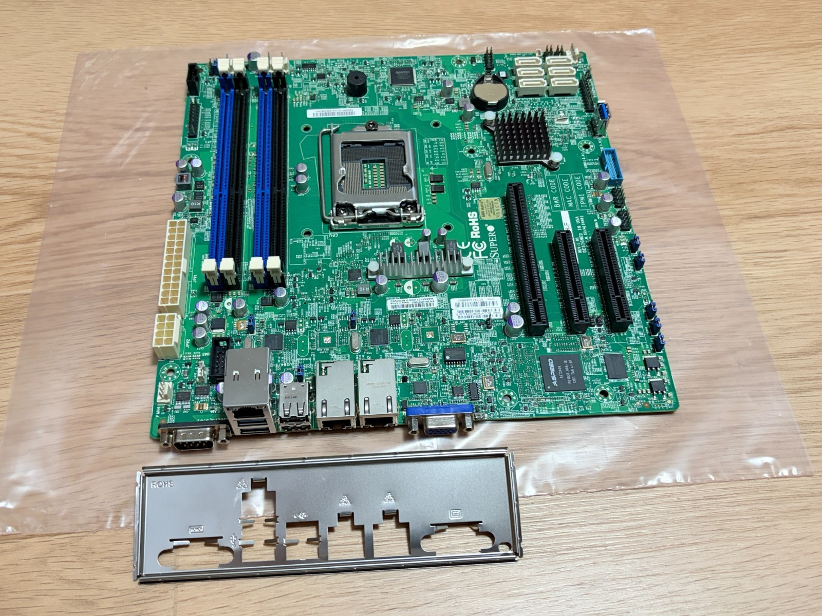 Supermicro X10SLH-F Micro ATX LGA 1155/Socket H2 Motherboard + I/0 Plate