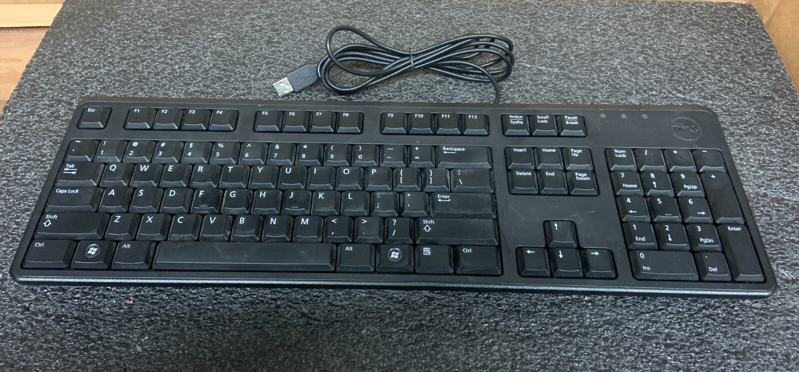Dell KB212-B USB Quiet Key Keyboard - Black (05P02F)
