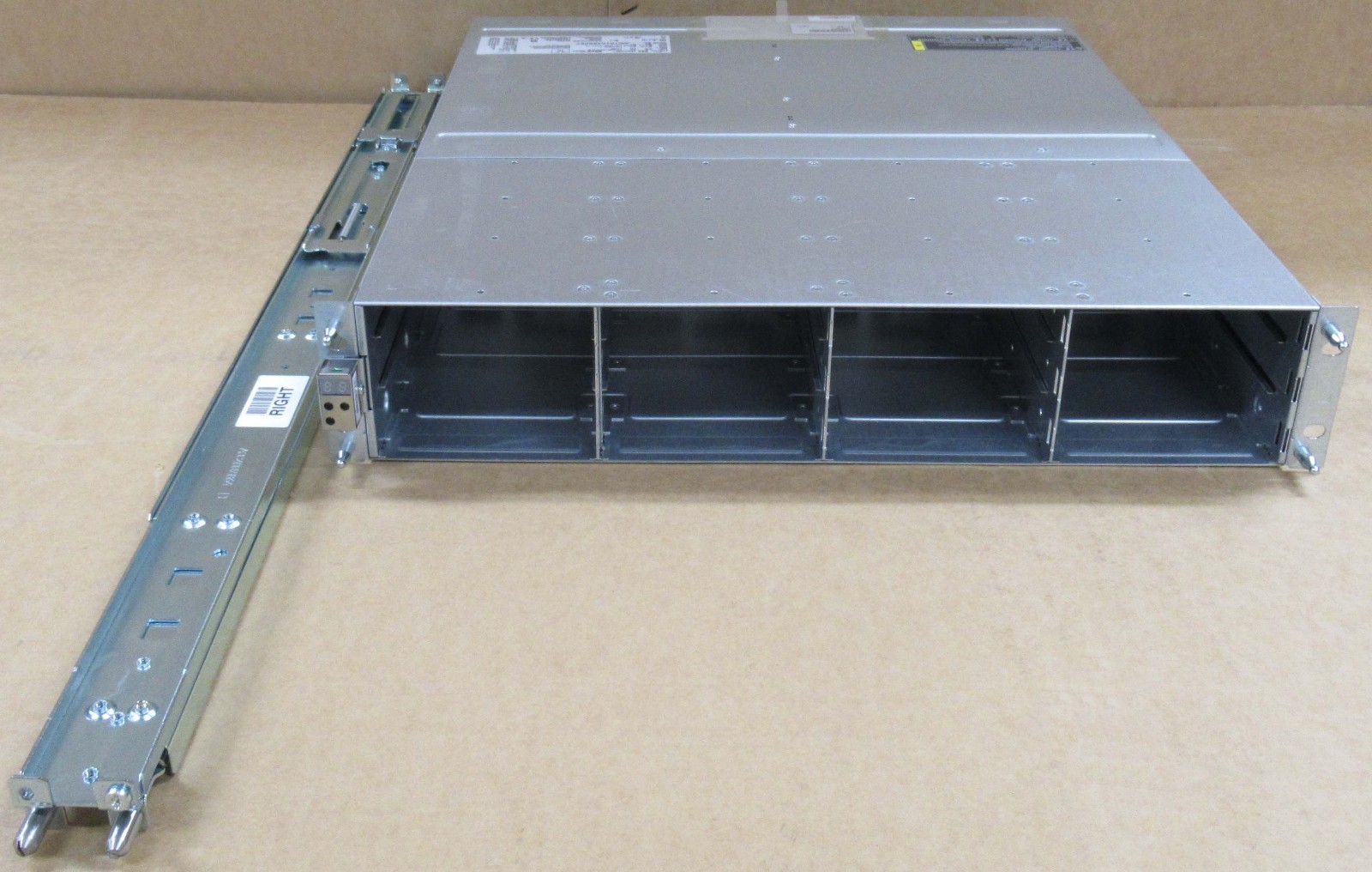 Fujitsu Eternus DX8700 S3 Array 12x 3.5" Bays 2x I/O Controllers + Rails ETSEBD