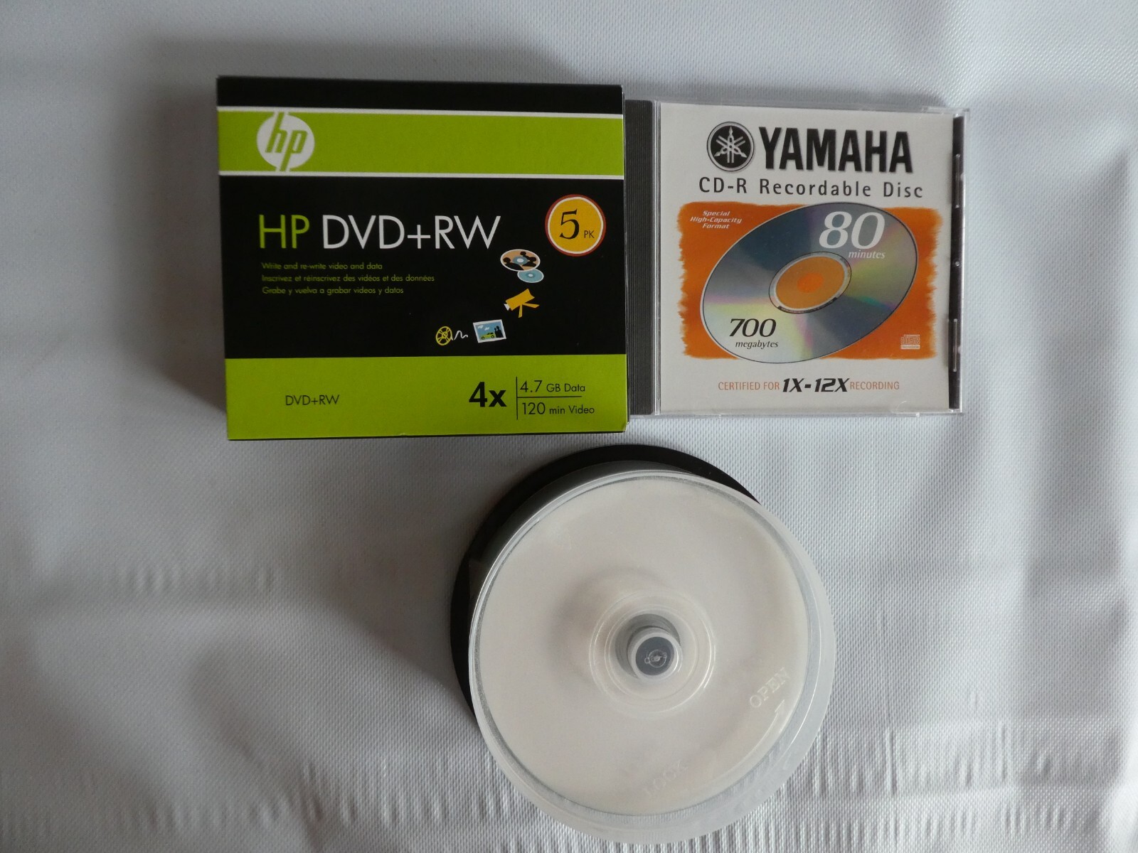 Collection of 3 CD DVD+RW & 26 Blank CD Recordable Disc's hp DVD+RW 5 PK YAMAHA 