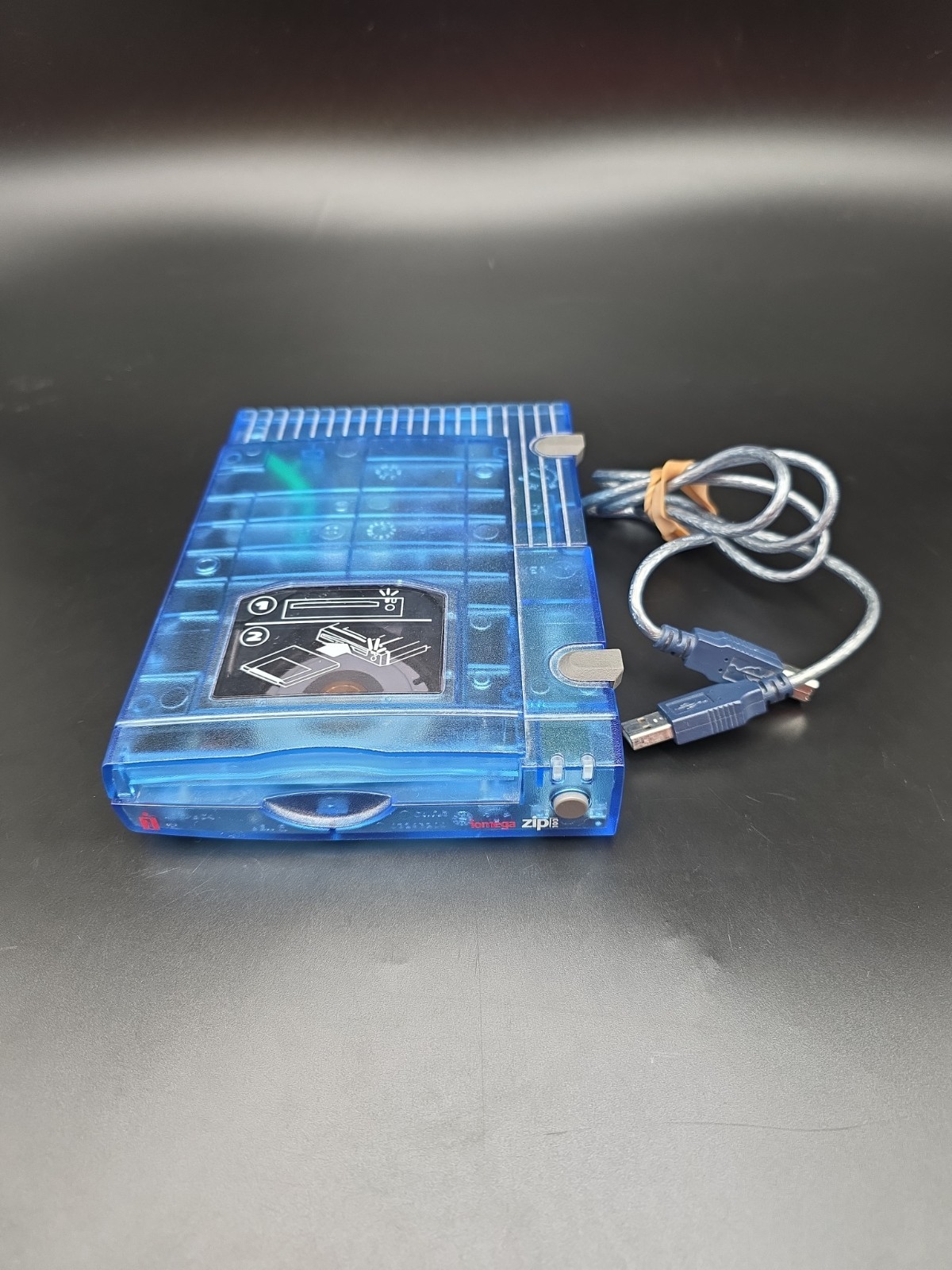 Iomega Zip 100 Blue Translucent USB-Powered External Drive Z100USB No Power Cord