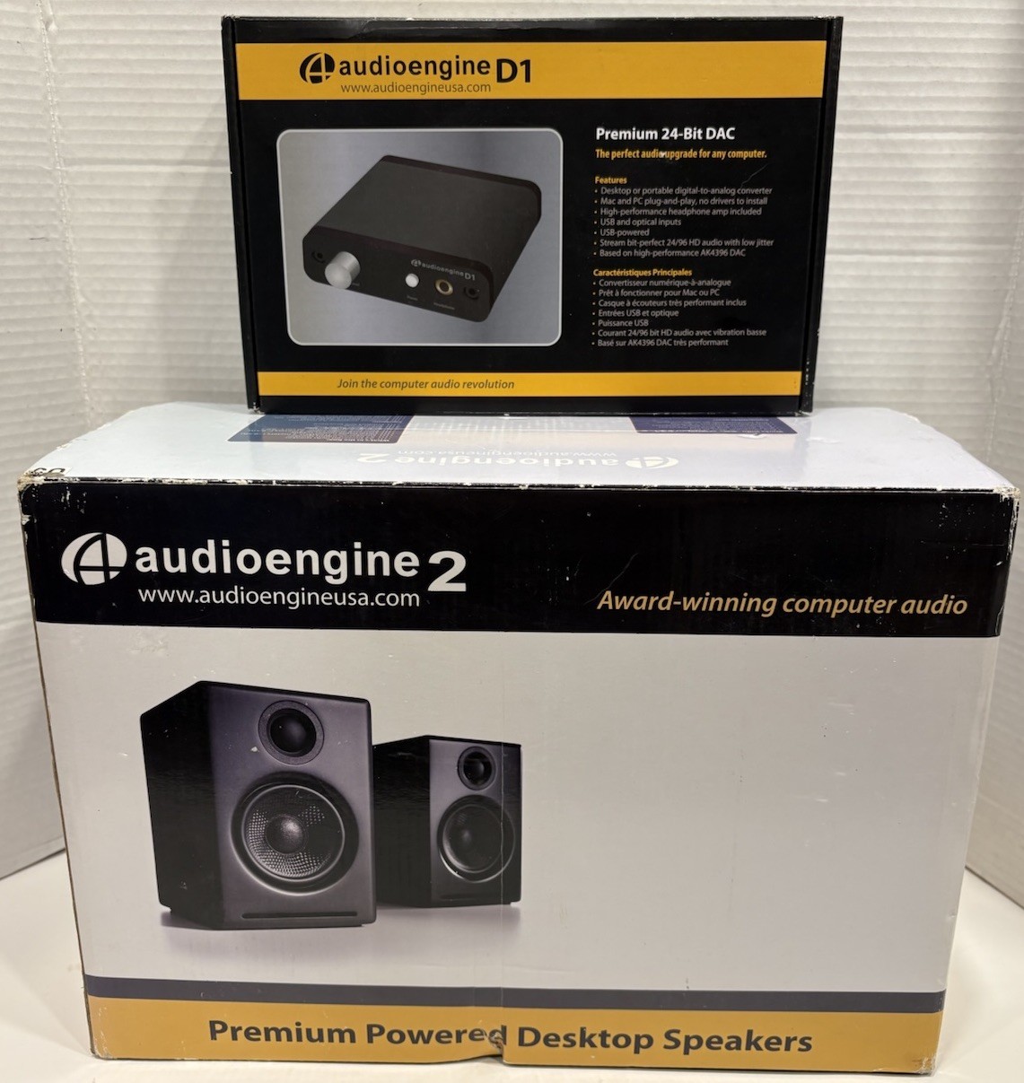 Audioengine A2 Desk Top Speaker System w/ D1 24-Bit Adapter *Complete + Tested*