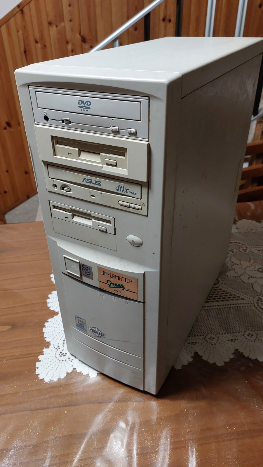VINTAGE PENTIUM 2 MSI RETRO PC COMPUTER
