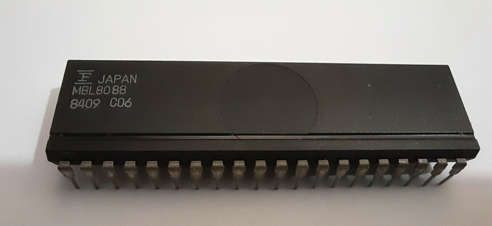 Fujitsu MBL8088 DIP40 5MHz Retro CPU Processor