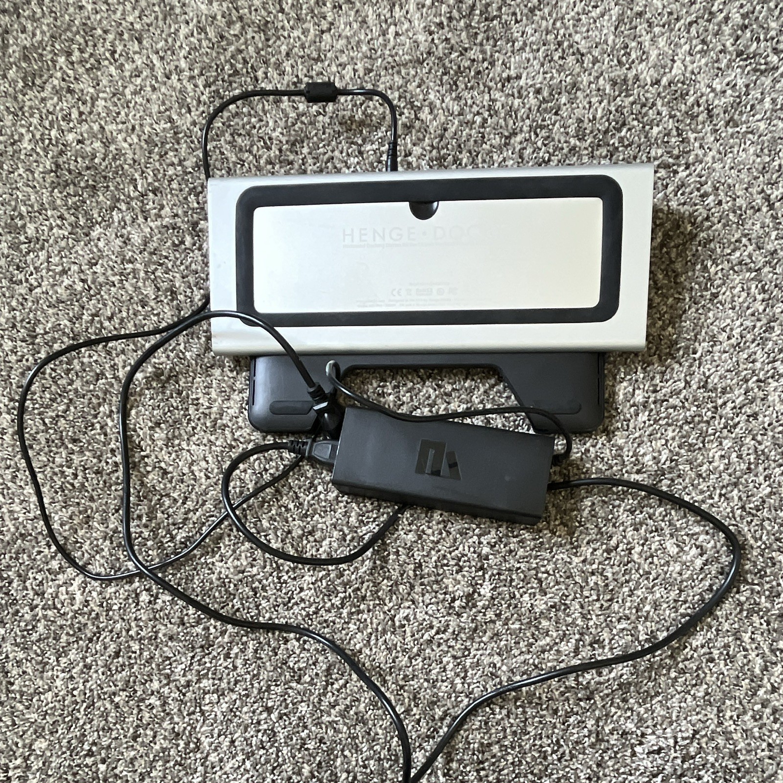 Henge Docks Horizontal Docking Station for MacBook Pro 13" Retina, USB, HDMI, E…