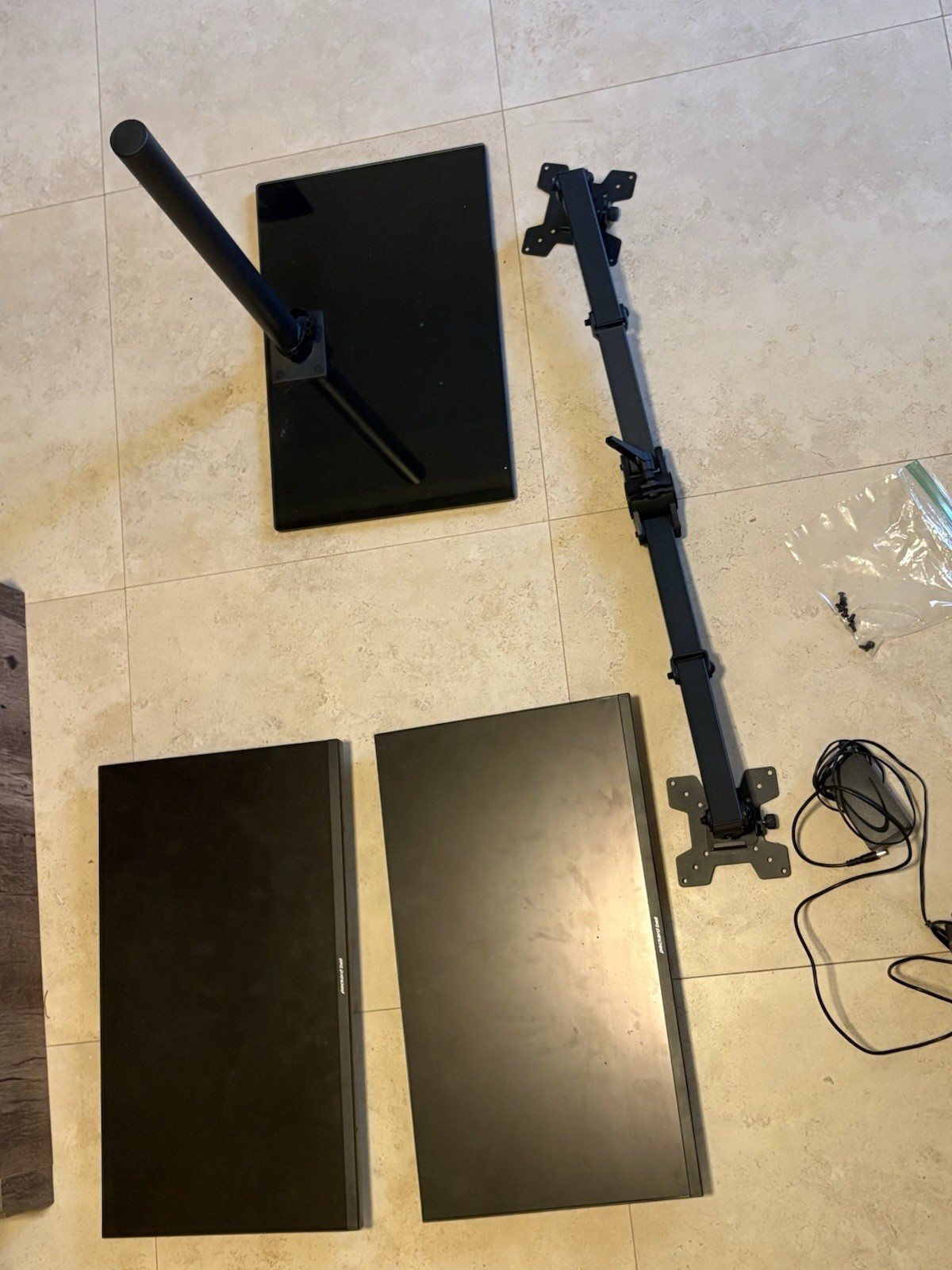 Monitor set