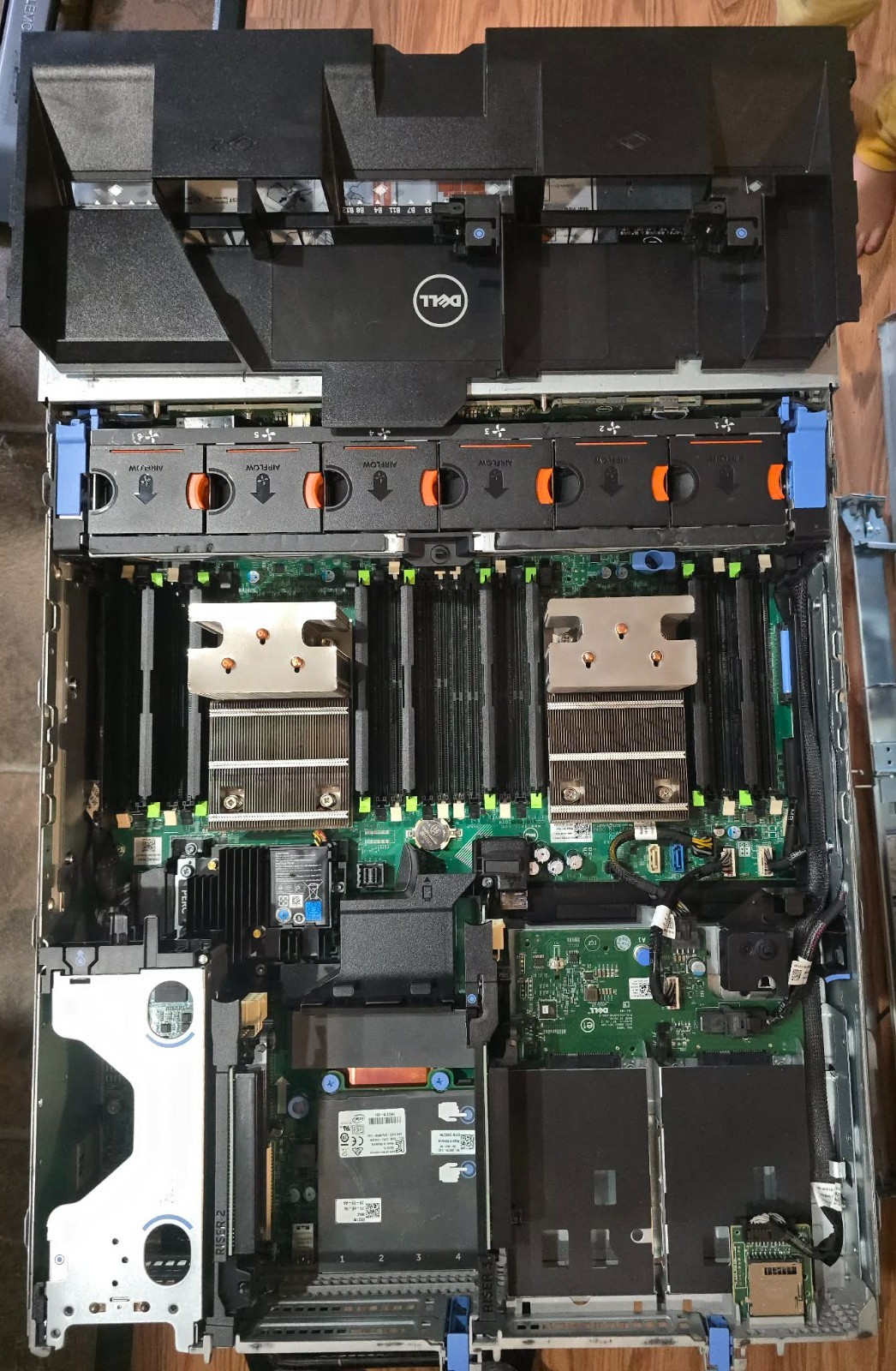Dell PowerEdge R730xd — 44 Cores / 88 Threads — 12x LFF + 2x SFF