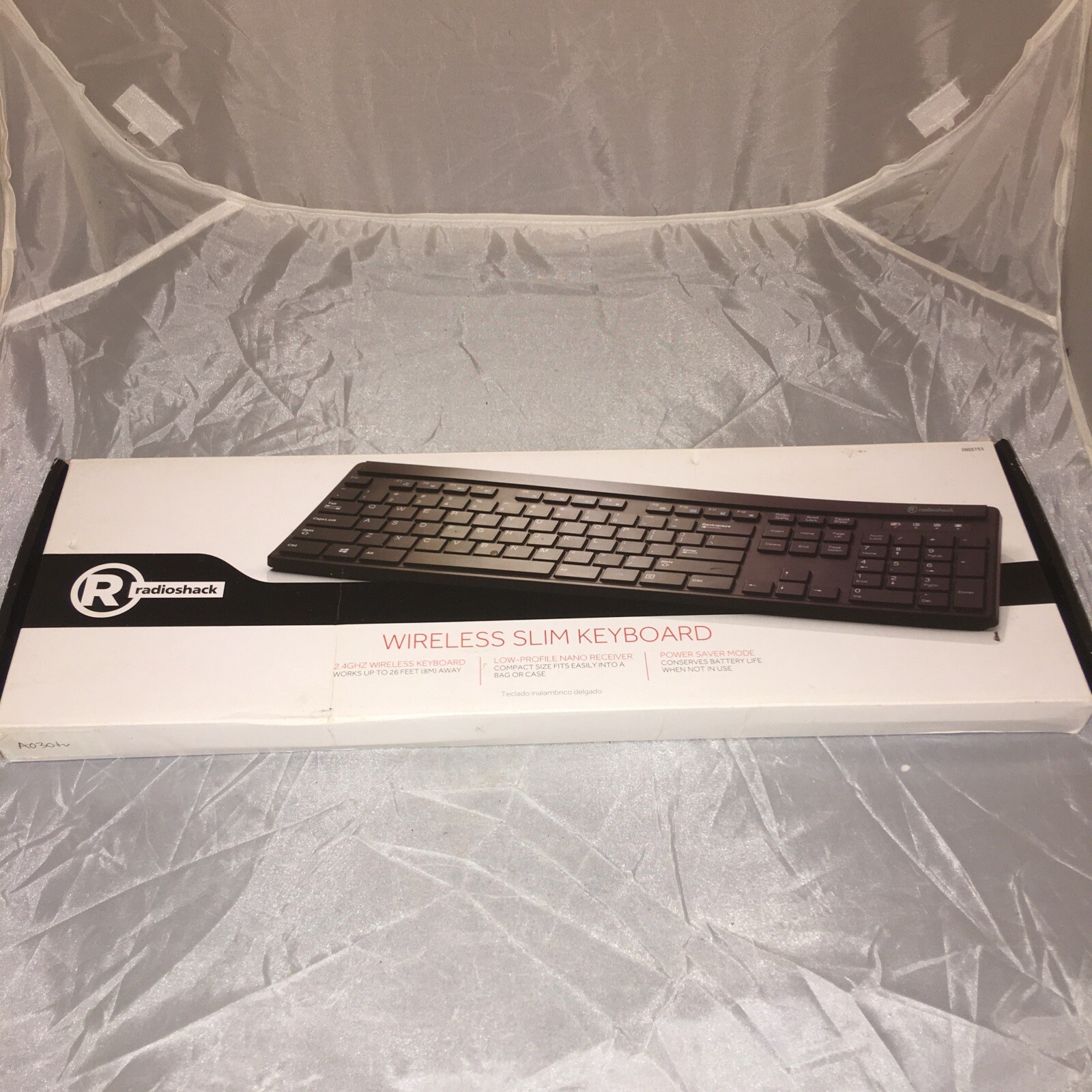 New Old Stock Open Box  RadioShack 2603753 Slim 2.4Ghz Wireless Keyboard C2