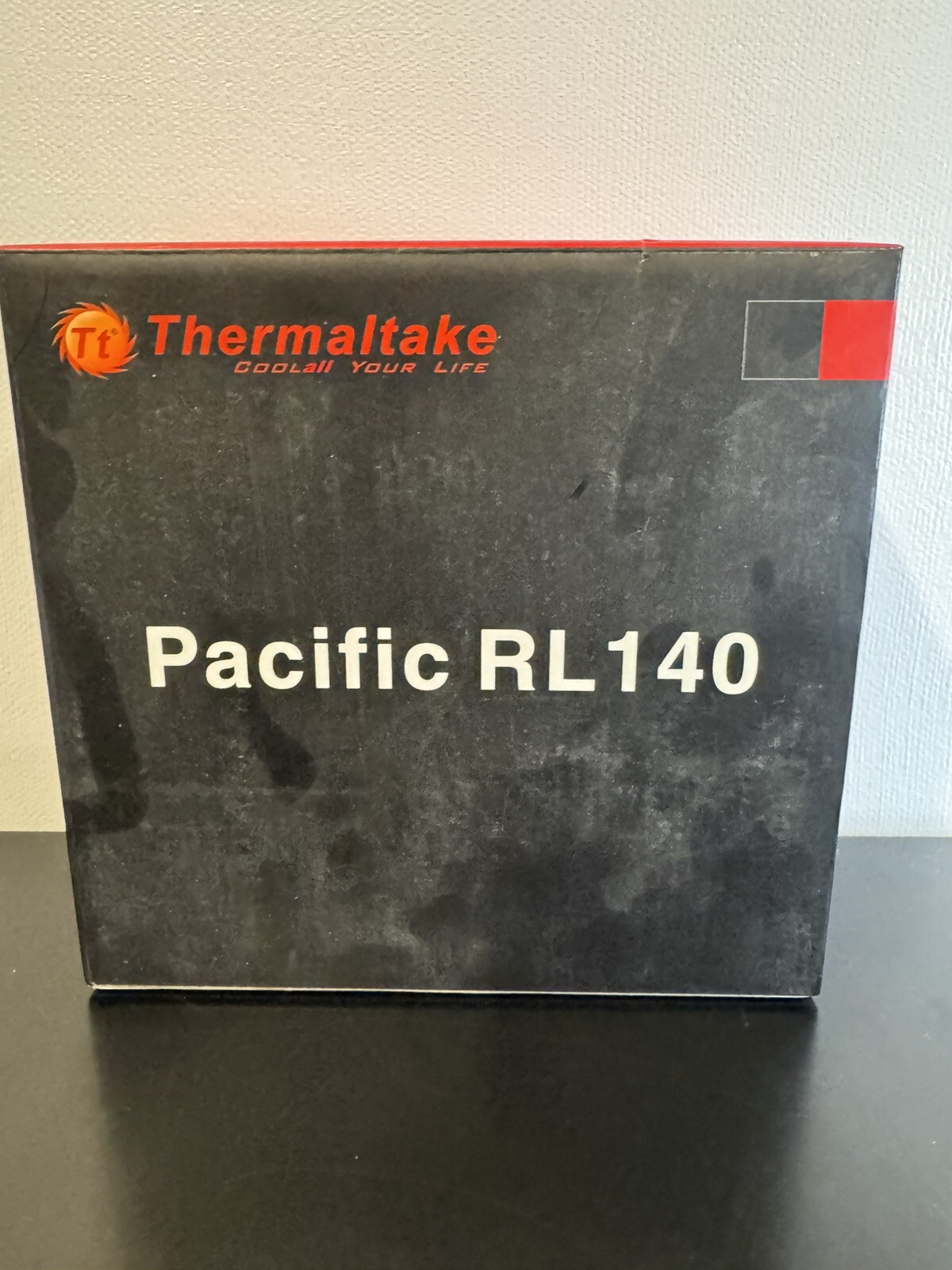 THERMALTAKE RL140 Radiator CL-W015-AL00BL-A