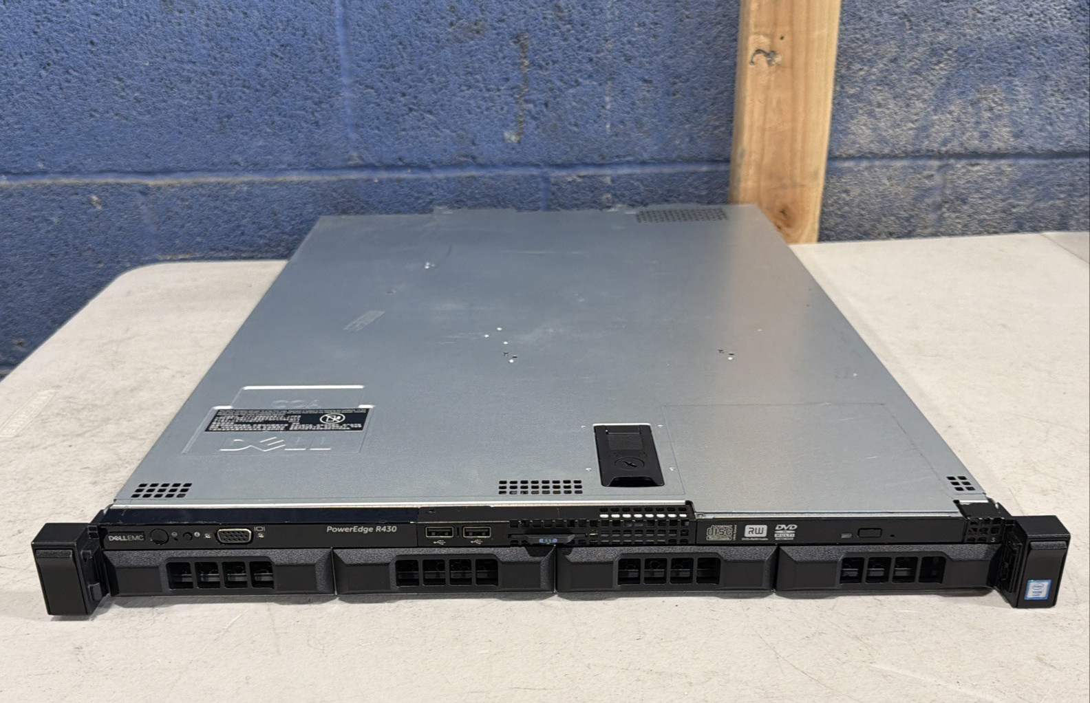 Dell EMC PowerEdge R430 Server 4-Bay LFF | Xeon E5-2690 v4 8GB RAM 2x 550W PSU