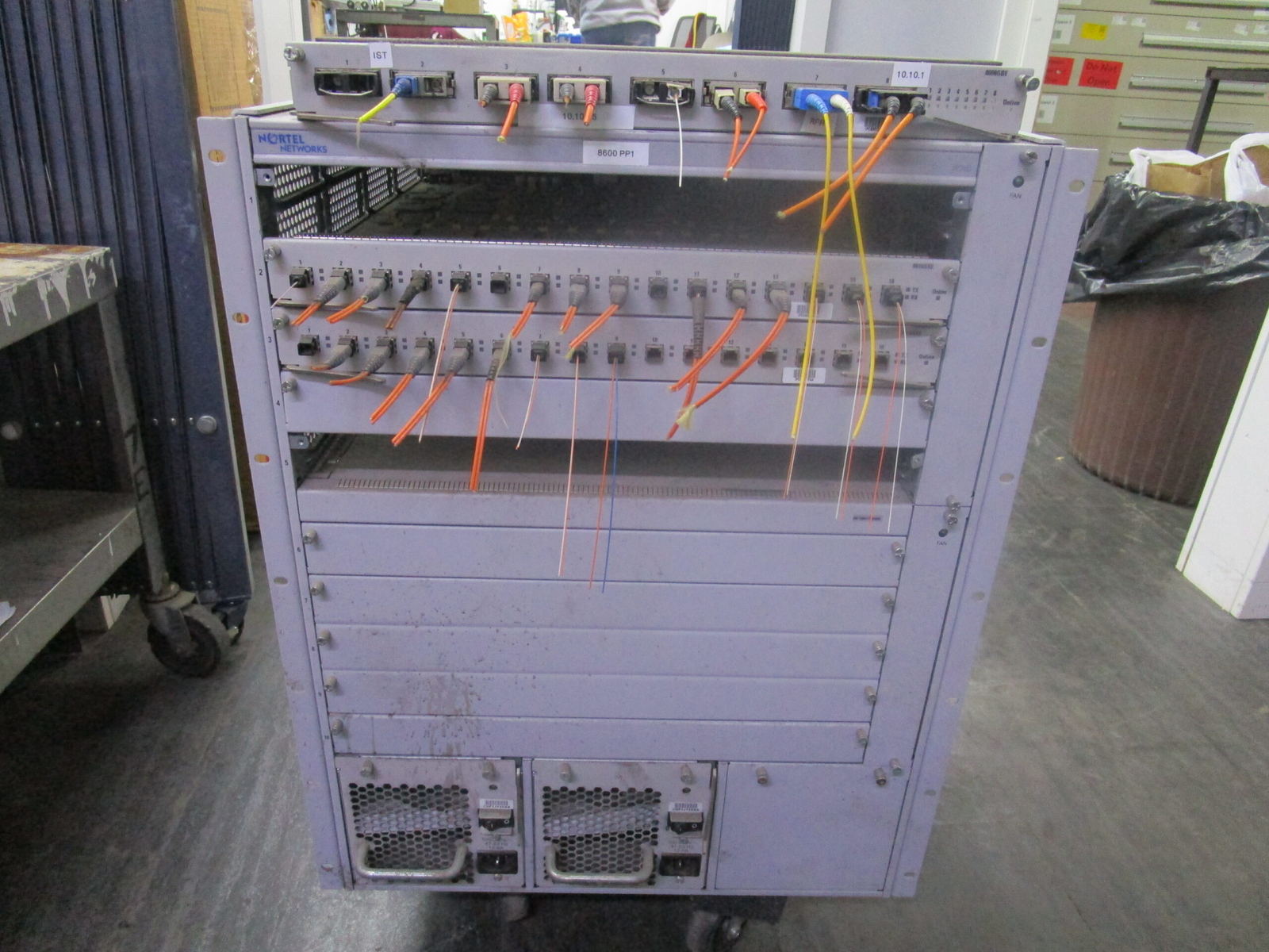 NORTEL NETWORKS SWITCH CHASSIS + PORT SWITCH BOARDS 8010, 100-240V, 1 Y WARRANTY