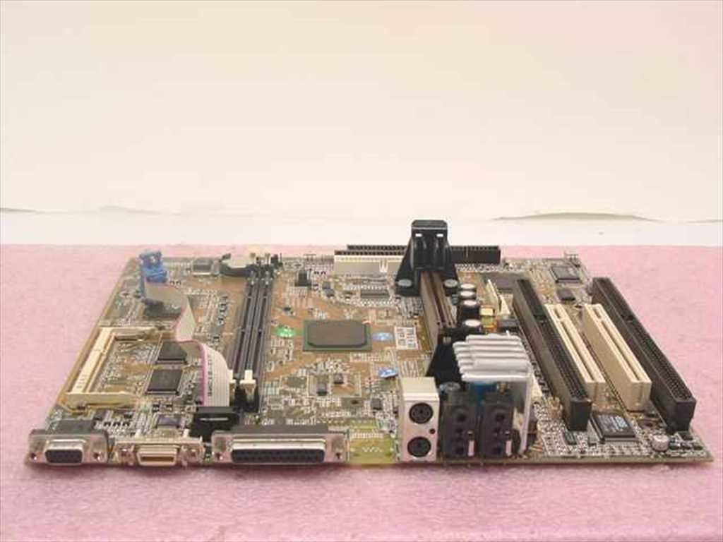 Compaq 381338-001 Slot 1 System Board Motherboard PCI ISA 686 Desktop PC