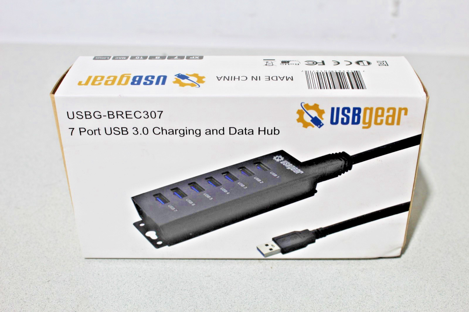 USB Gear 7-Port USB 3.0 Mountable Charging and Data Hub