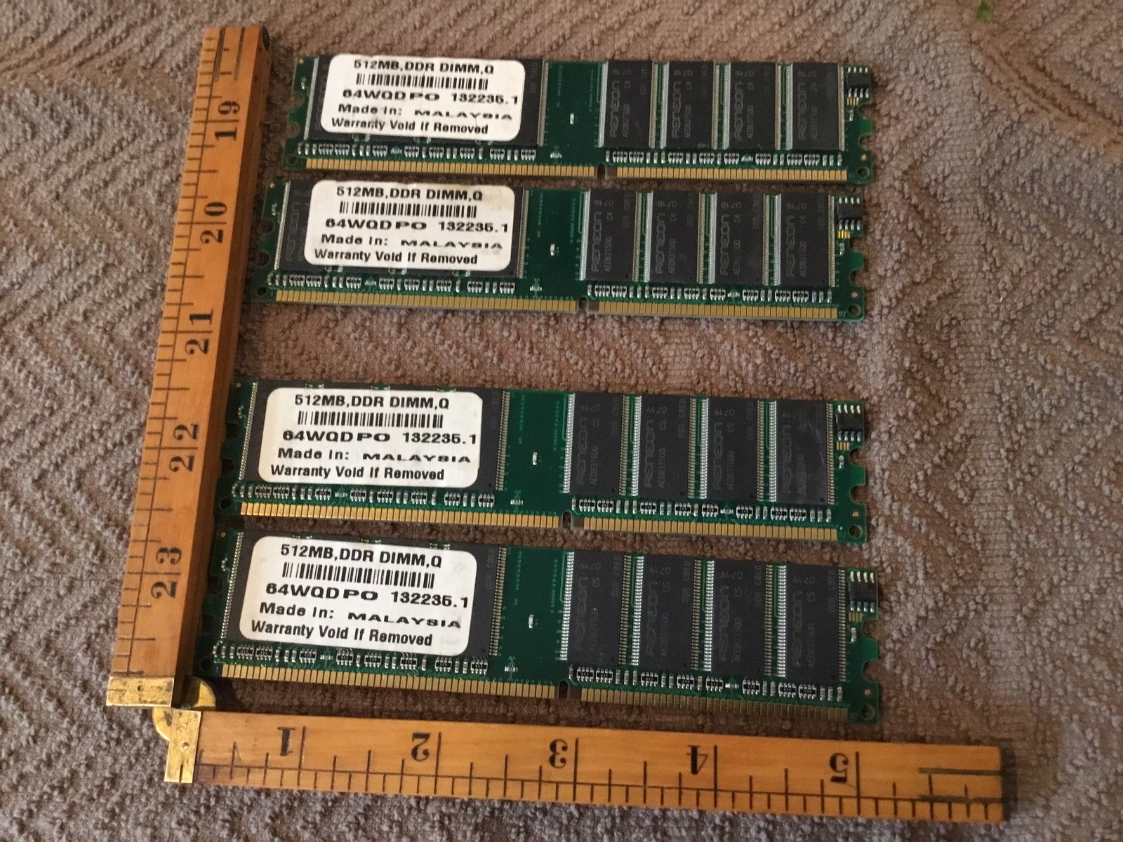 Two Generic 512 MB DIMM 400 MHz DDR Desktop Memory RAM 2 Sets Available Used
