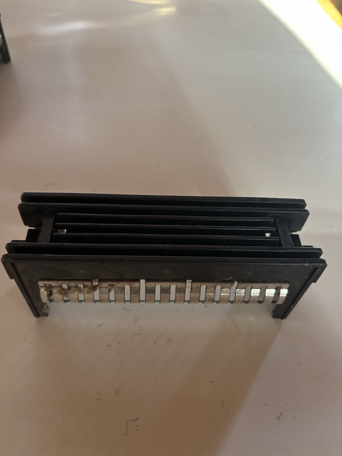 HP Proliant DL370G6 Optical Drive Bay Blank Filler Module 6051B03215