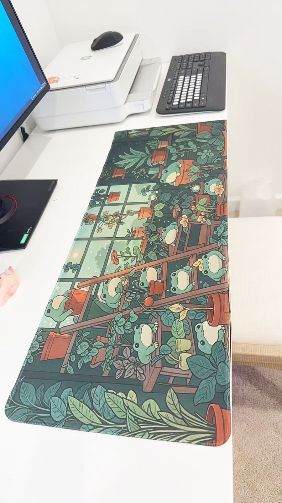 Soft Frog Indoor Garden Mouse Pad - Extended Non-Slip Desk Mat, Cute Cozy Style