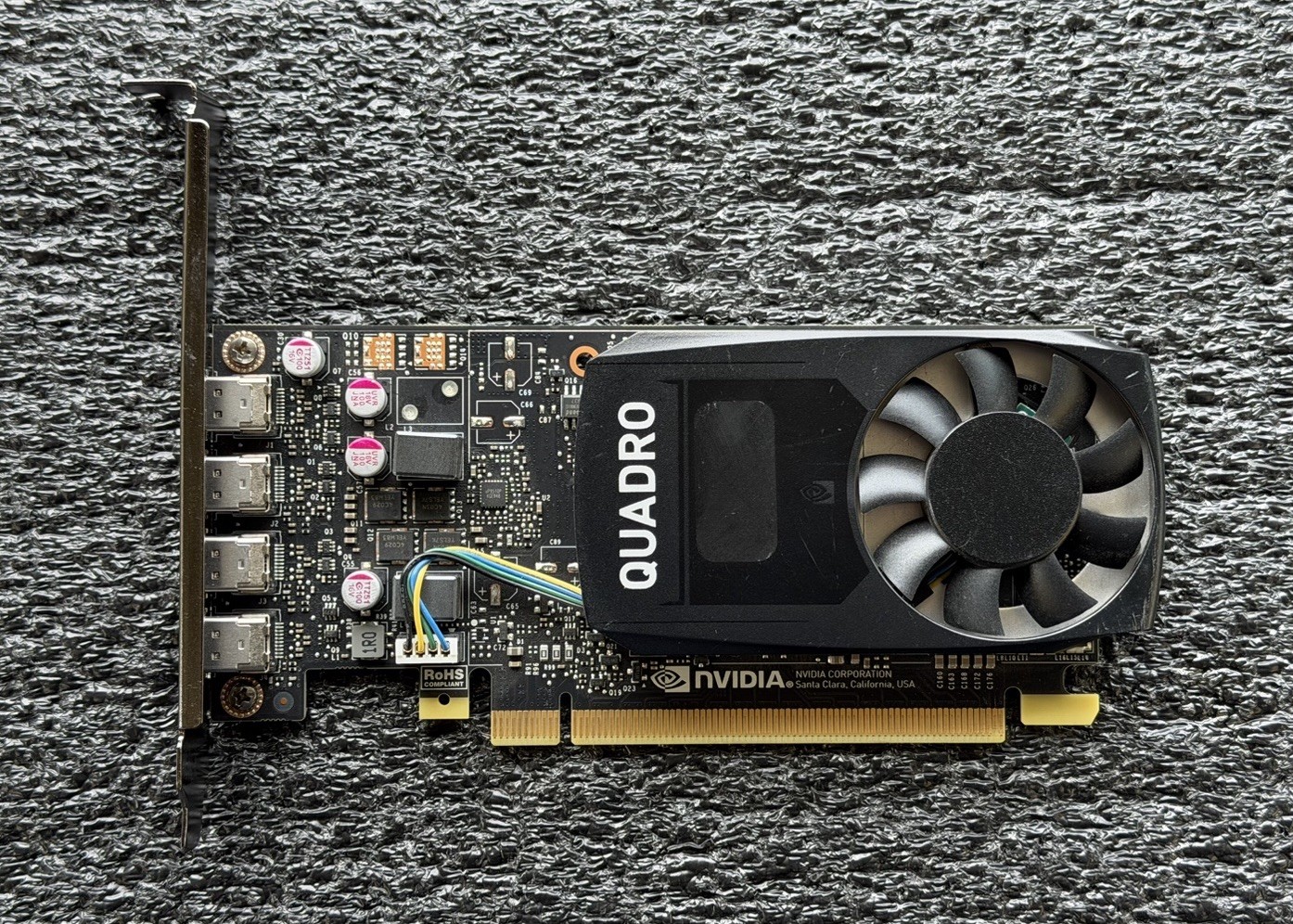 Dell NVIDIA Quadro P1000 4GB GDDR5 PCIe Graphics Card Dell P/N: 0G7T21