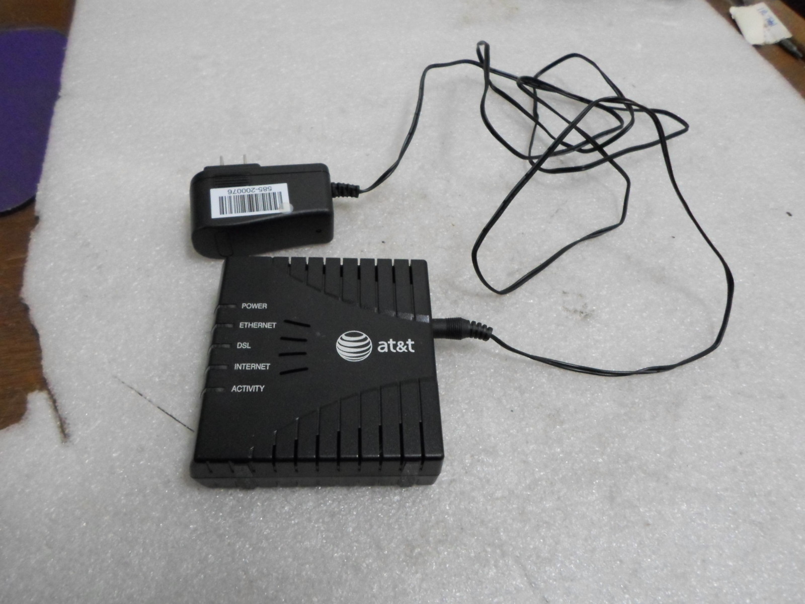 WESTELL F90-610025-06 ADSL2+ Router WITH AC ADAPTER