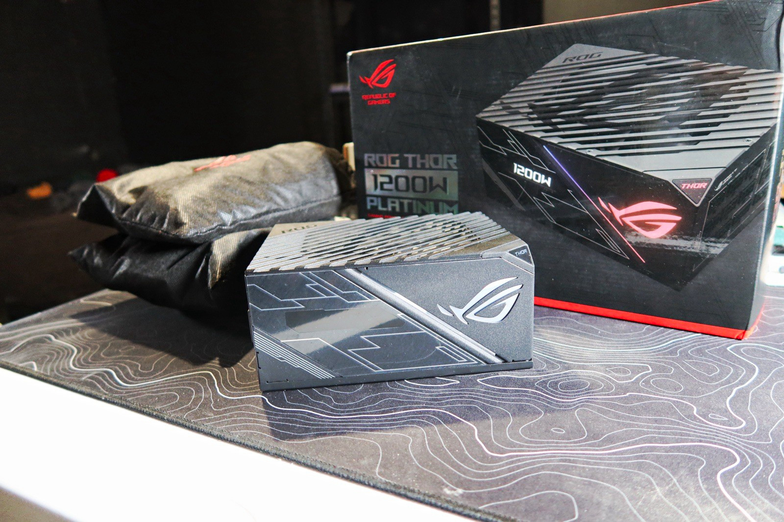 ASUS ROG Thor 1200W 80 Plus Platinum ATX Modular PSU RGB ROG-THOR-1200P