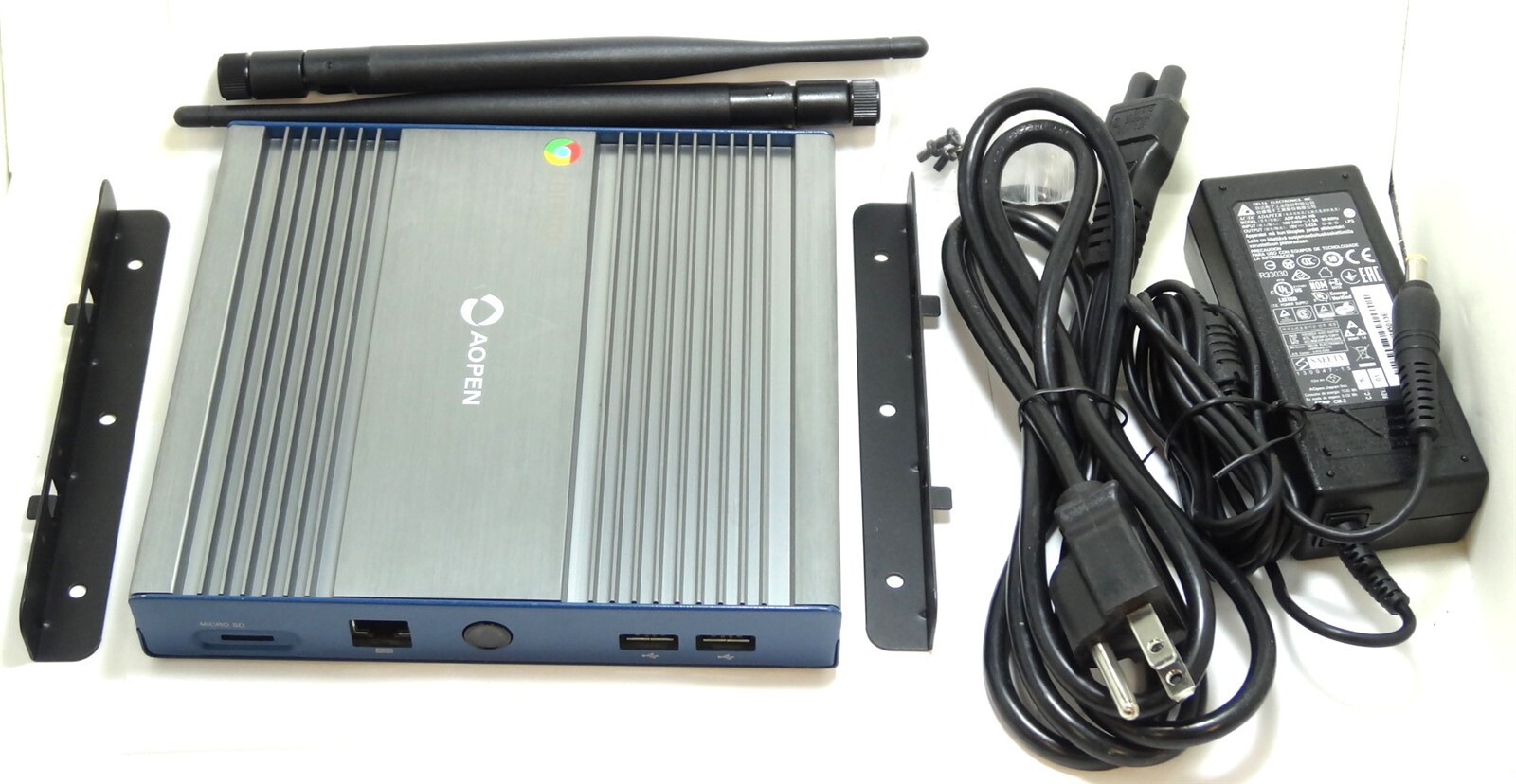 AOpen 91.DED00.GA10 Digital Engine DE3255 Chrome Box Commercial Grade