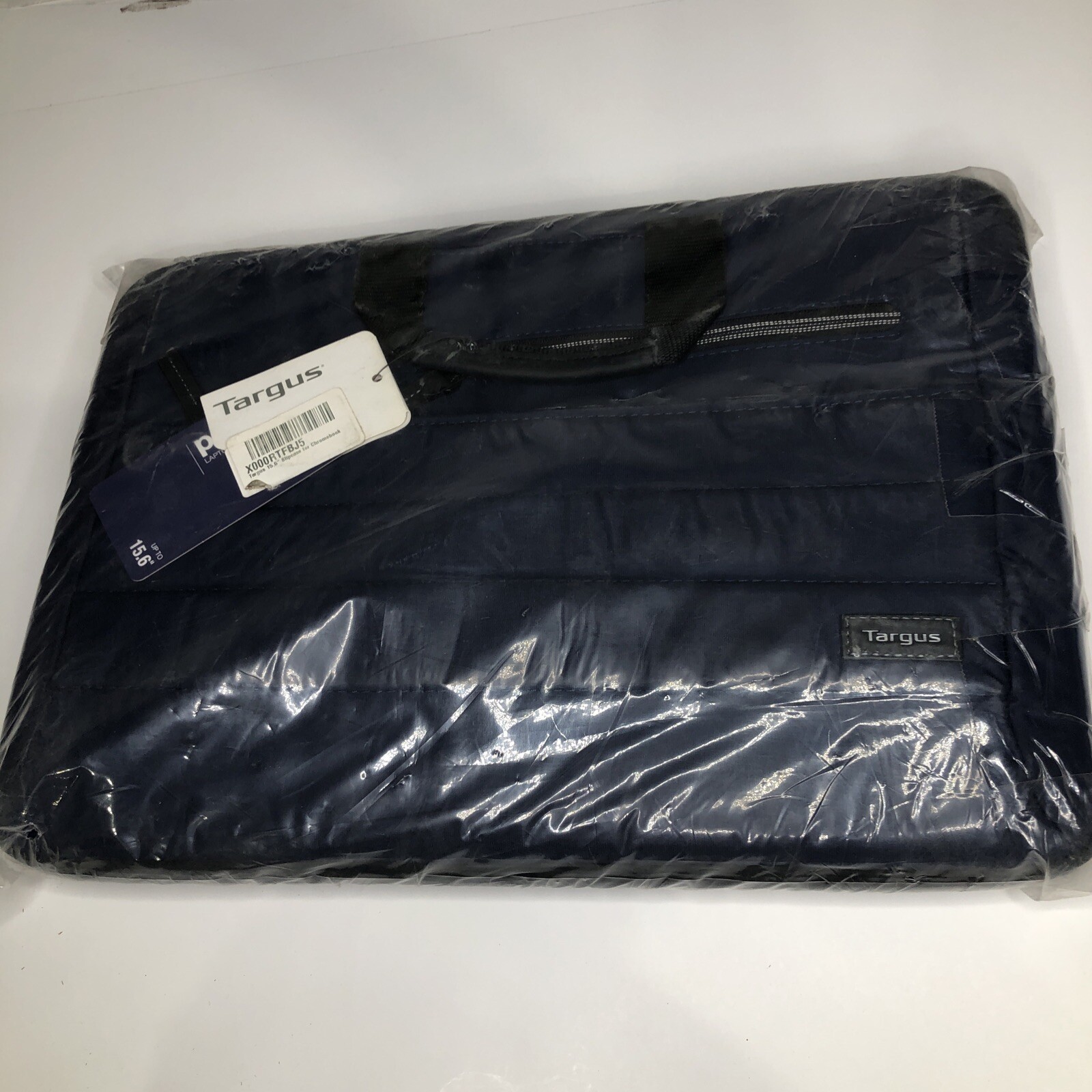 Targus Strata Navy Blue 15.6" Slipcase Chromebook New w/Tags