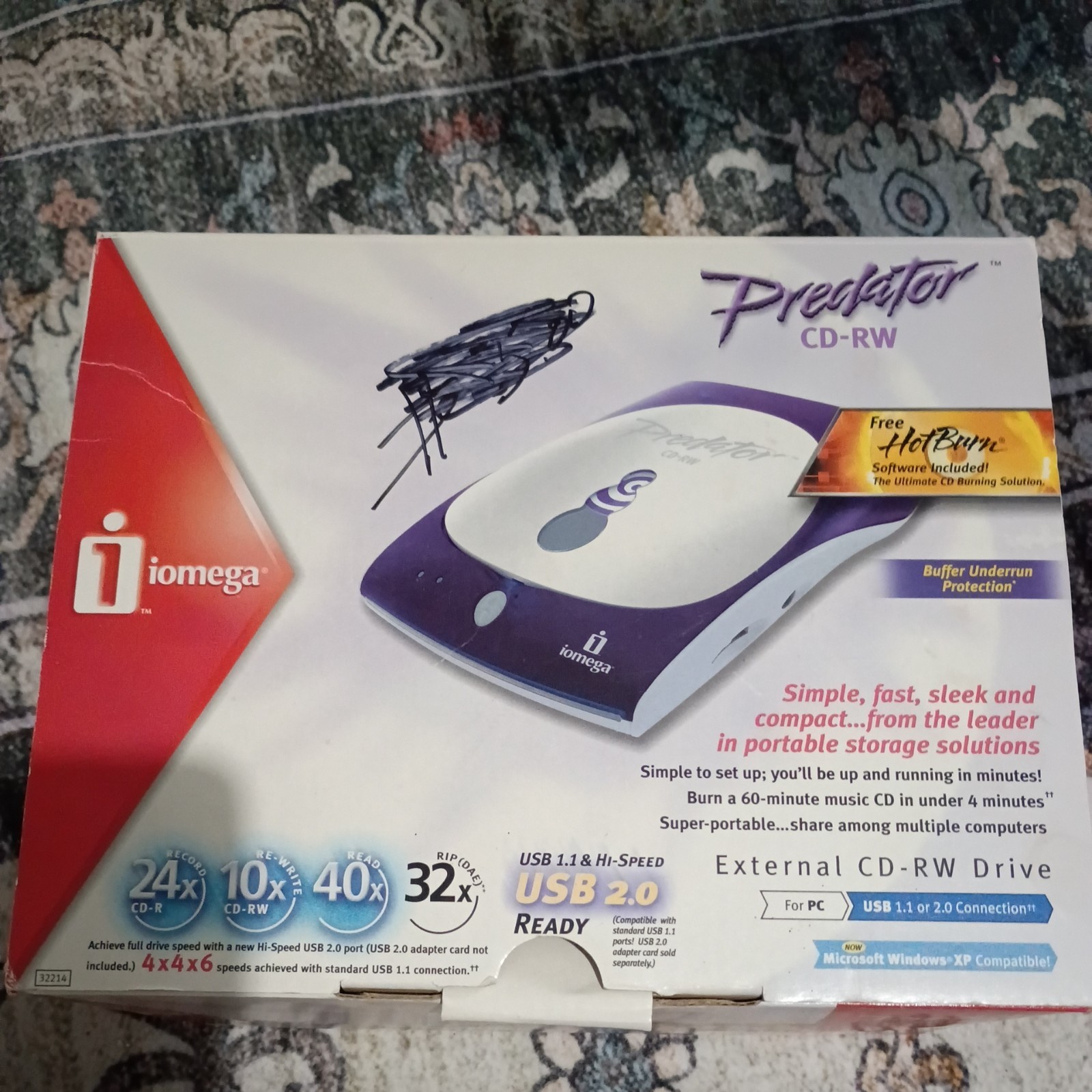 Iomega Predator USB 2.0 Portable External CD-RW Drive 12x CDRW9602EXT-B