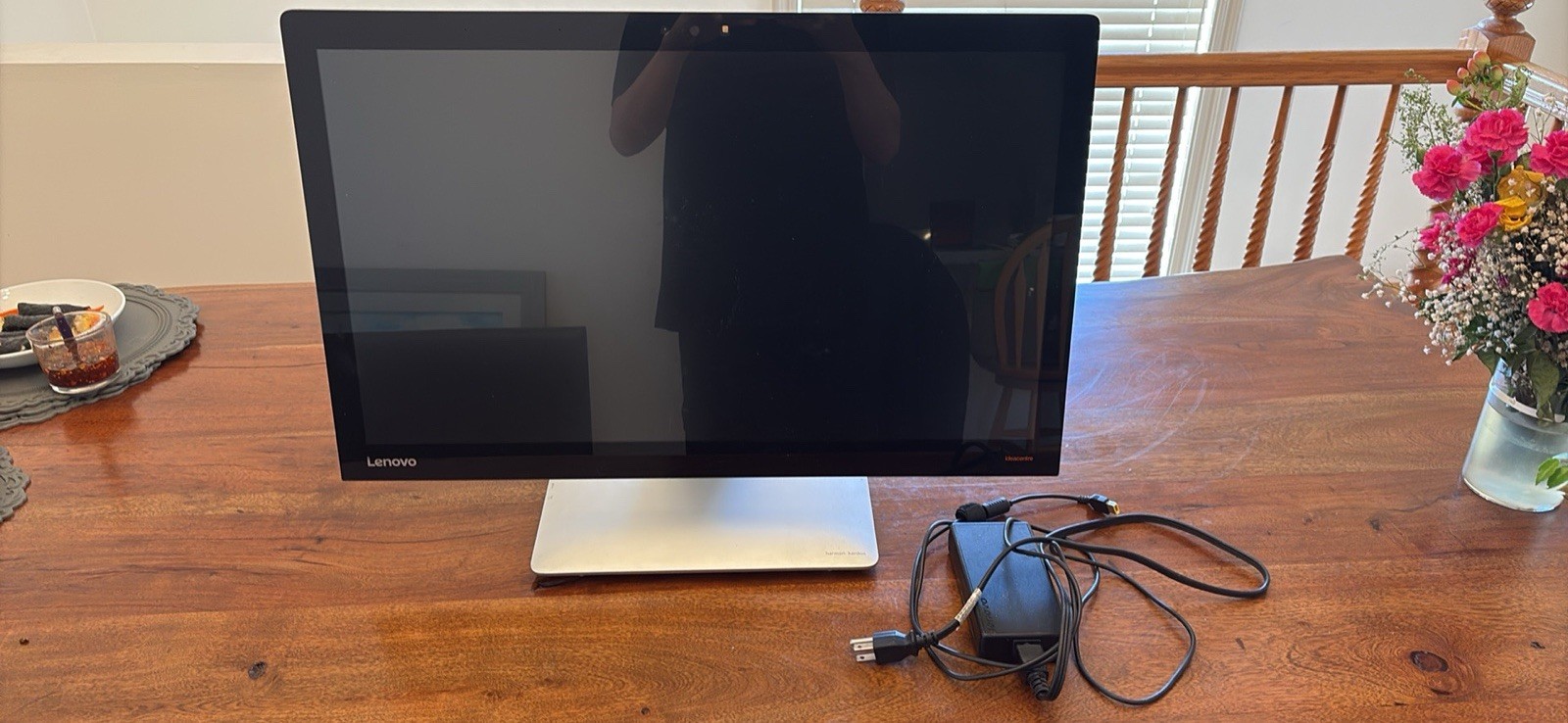 Lenovo IdeaCentre All-in-One Desktop Windows 10, Built-in Speakers, Silver