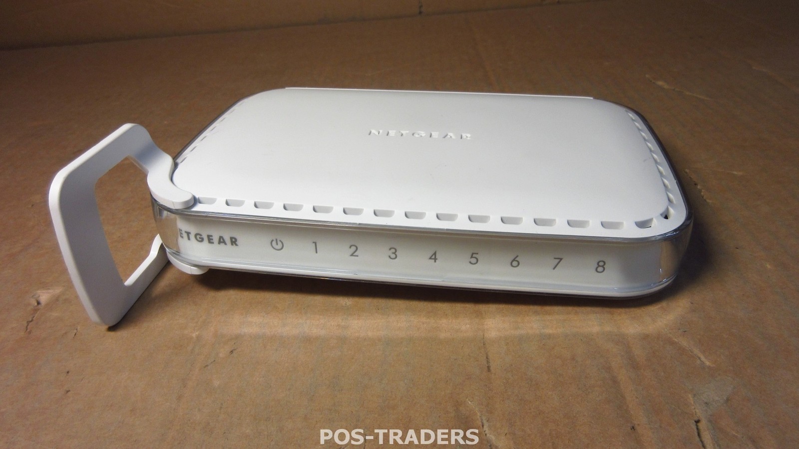 Netgear FS608 v3 8-Port Fast Ethernet Switch Plug And Play 10/100 Mbps EXCL PSU