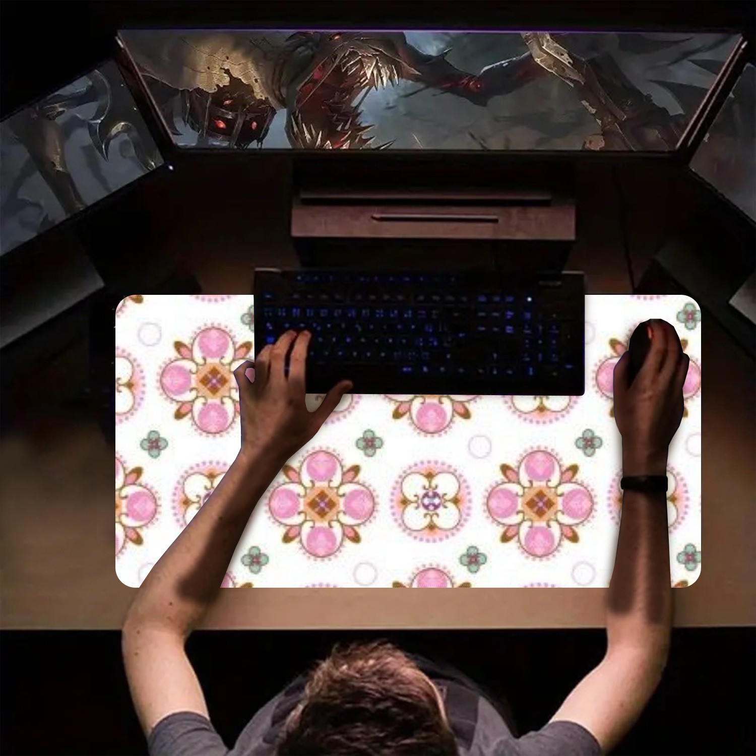 1pc Pink Floral Pattern Mouse Pad & Desk Mat, Featuring Pink Flowers and Small