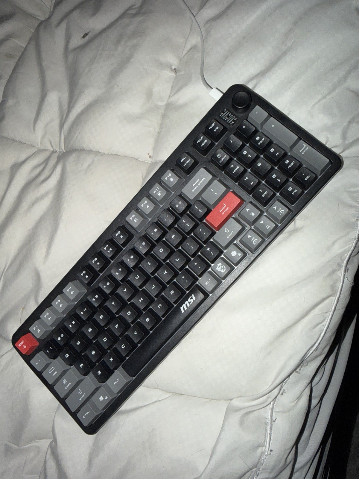 MSI FORGE GK110 RGB Gaming Keyboard Wired USB Backlit LED Tested Working