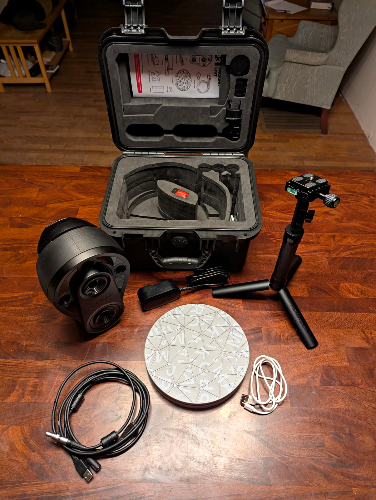 3DMakerpro Whale 3D Scanner Premium Kit w/ Tripod & Turntable - Used, Excellent