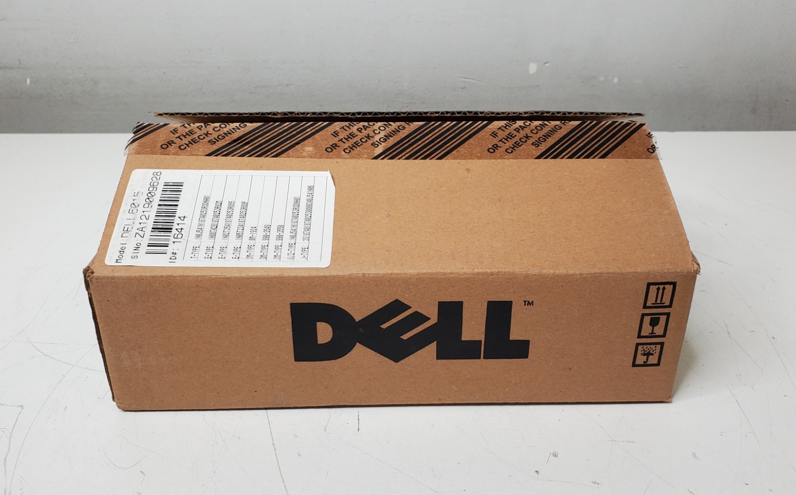 NEW Open Box Dell Basic Rack Power Distribution Unit PDU Dell 6015 0J54IN
