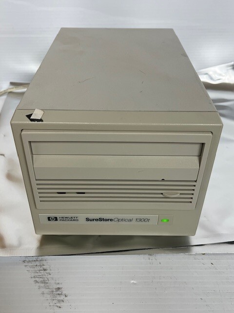 HP SURESTORE 1300T Optical Disk Drive, P/N C2550T