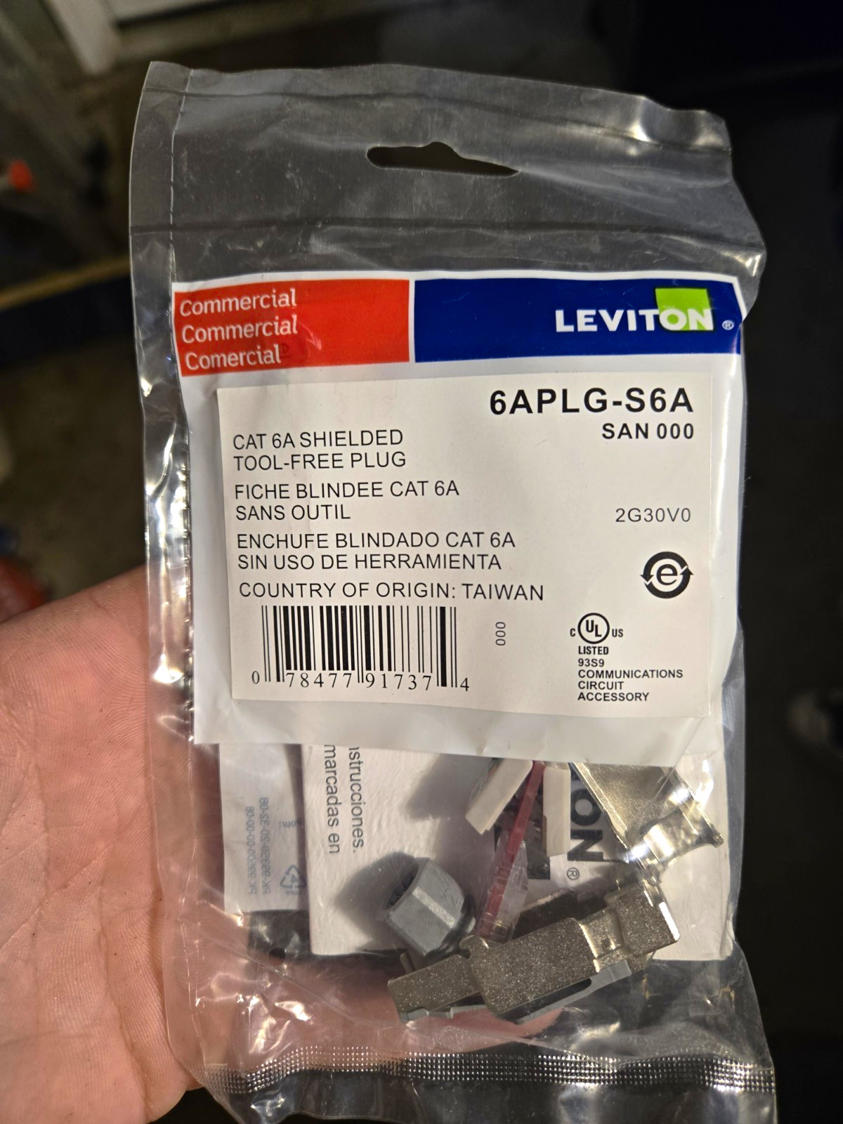 Leviton 6APLG-S6A Cat 6a Shielded Tool-Free RJ45 Female Plug, Gray