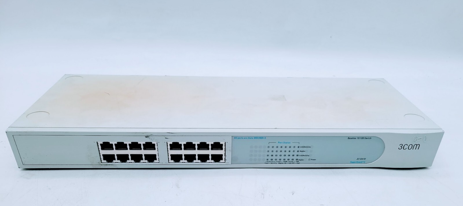 3Com SuperStack 3 Baseline 10/100 16-Port Ethernet Switch (3c16470)