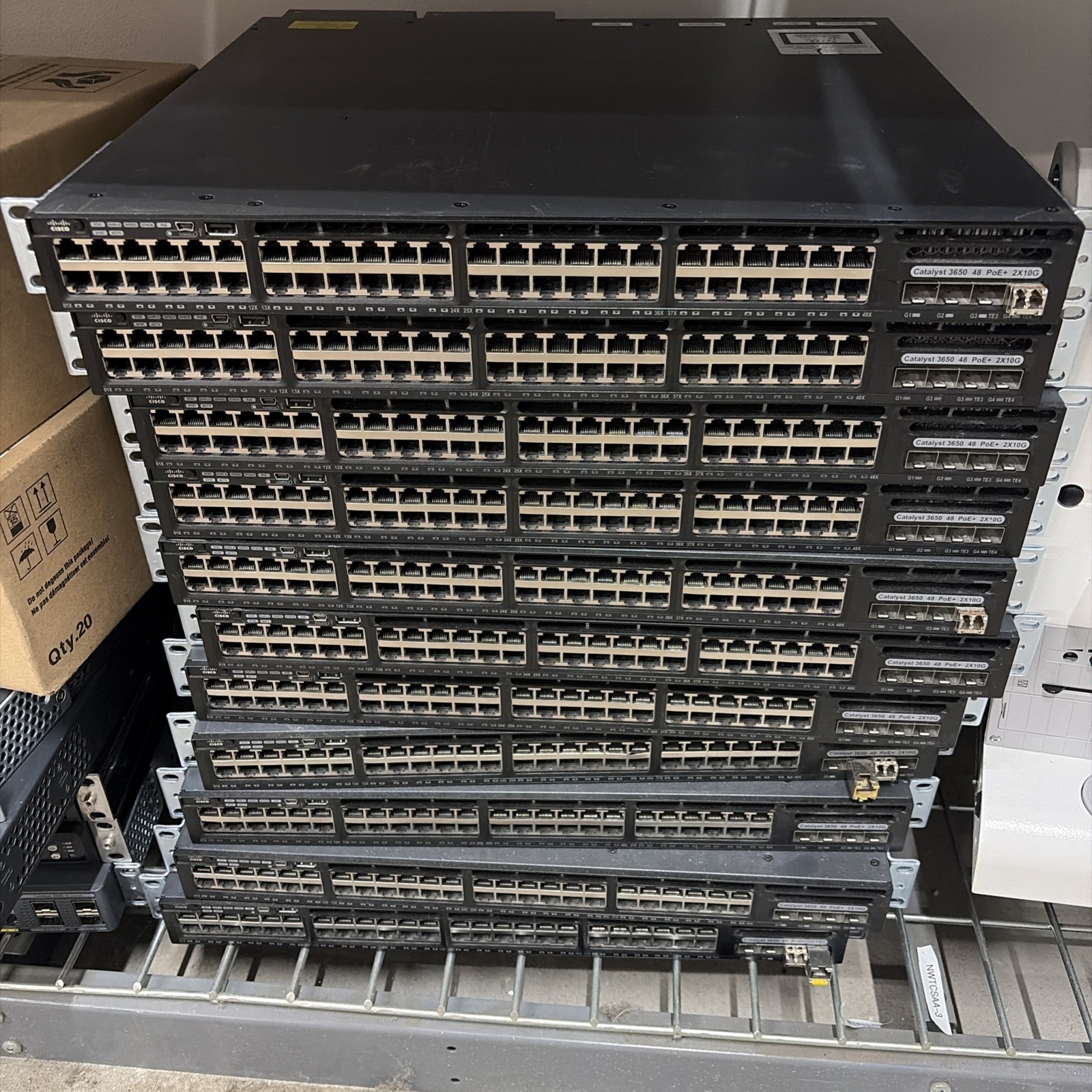 Cisco Catalyst 3650 WS-C3650-48FD-E 48 Port  PoE+ 2x10G SFP+ IP Services Switch