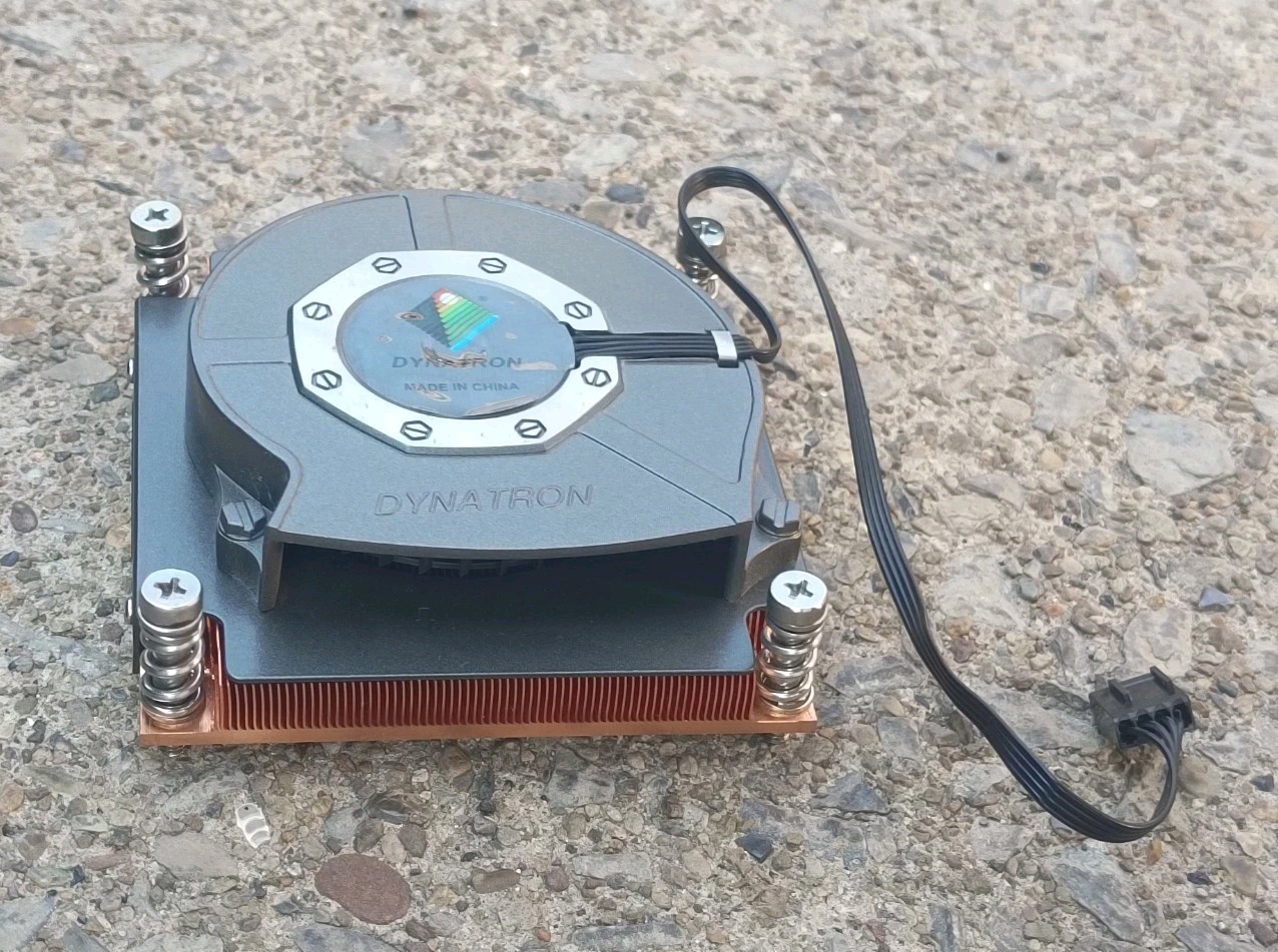 Dynatron R18 1U Copper LGA2011 i7 / Xeon CPU Cooler / Heatsink