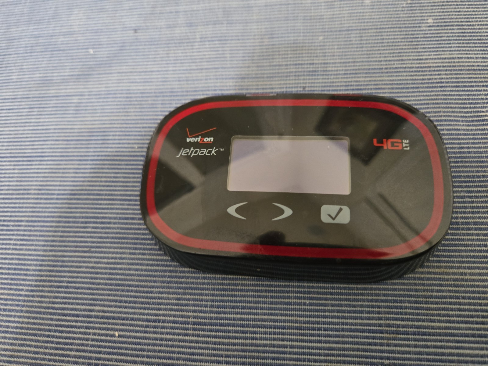 EXCELLENT VERIZON WIRELESS NOVATEL MIFI551OL 4G LTE JETPACK MOBILE HOTSPOT