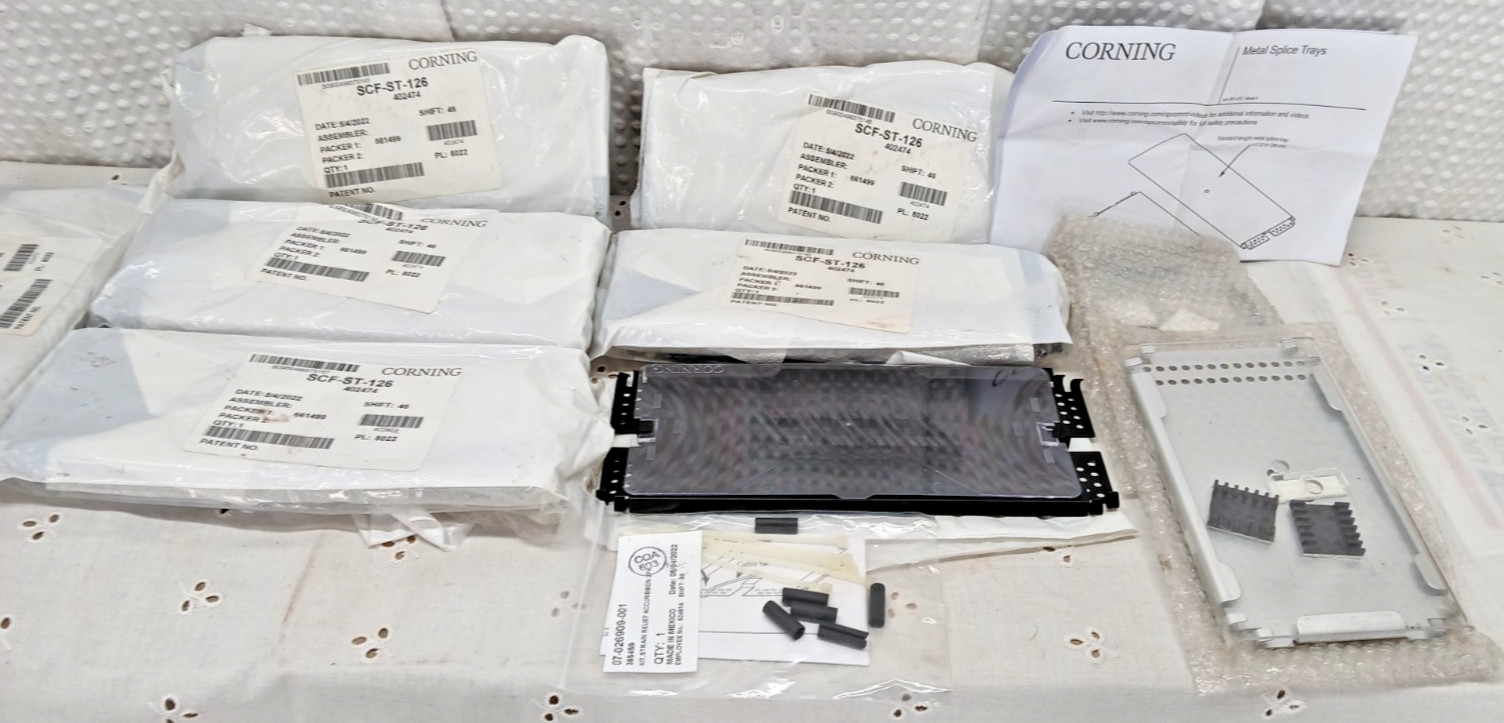 7 CORNING SCF-ST-126 #402474 & 2 FIS #464304 METAL SPLICE TRAYS 